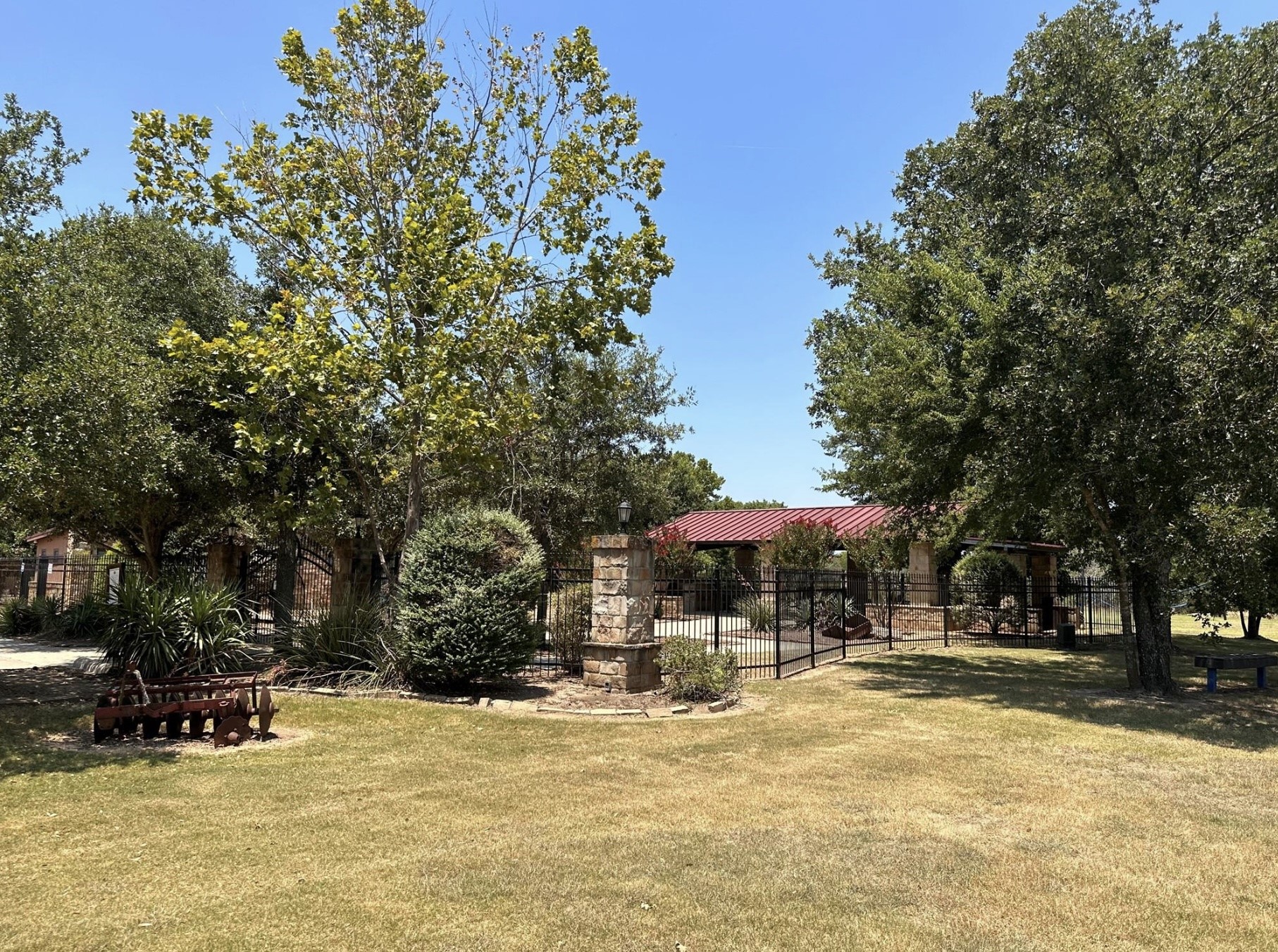 1099 Deerfield Drive