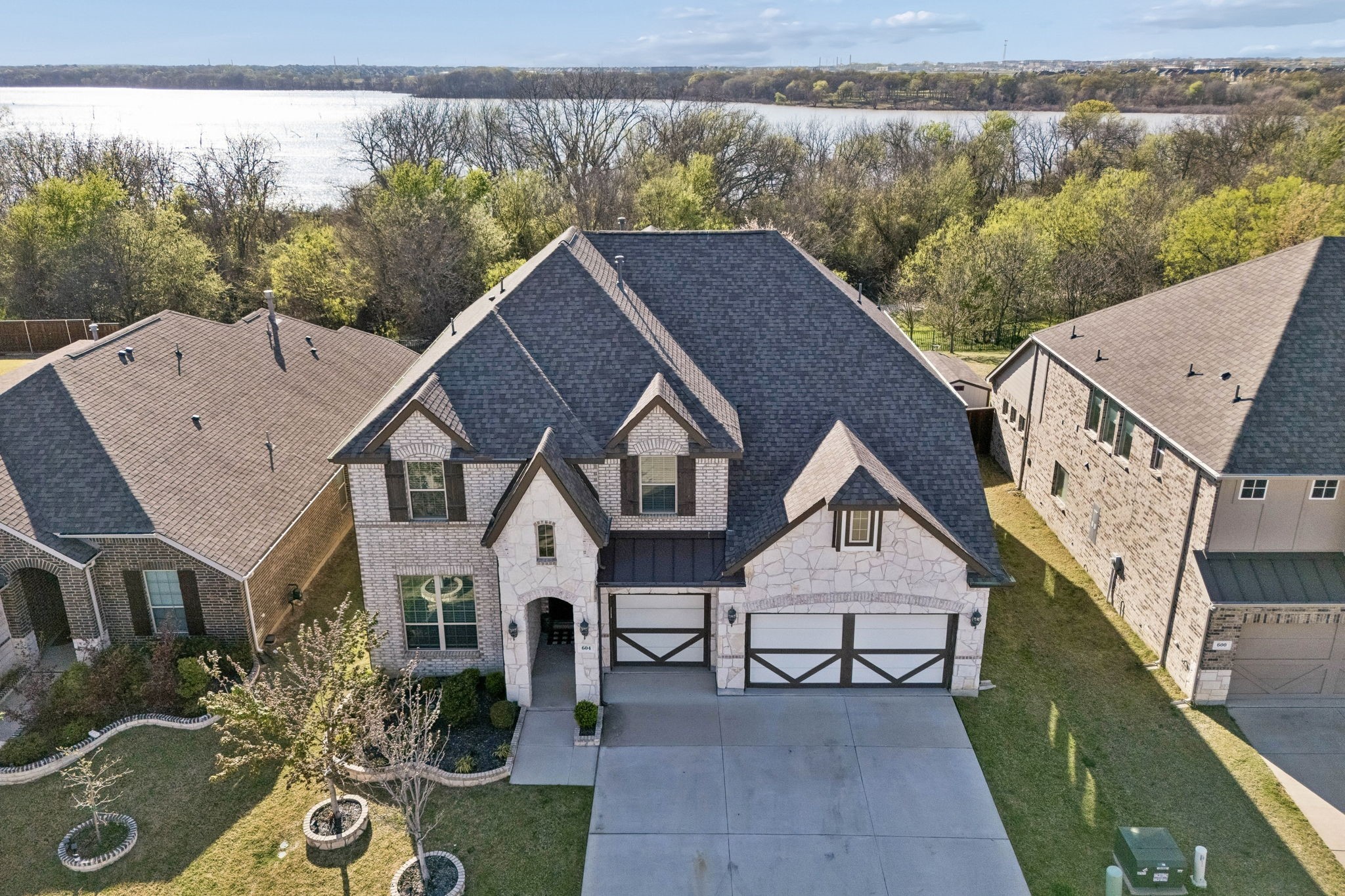 604 Shoreline Ridge Drive