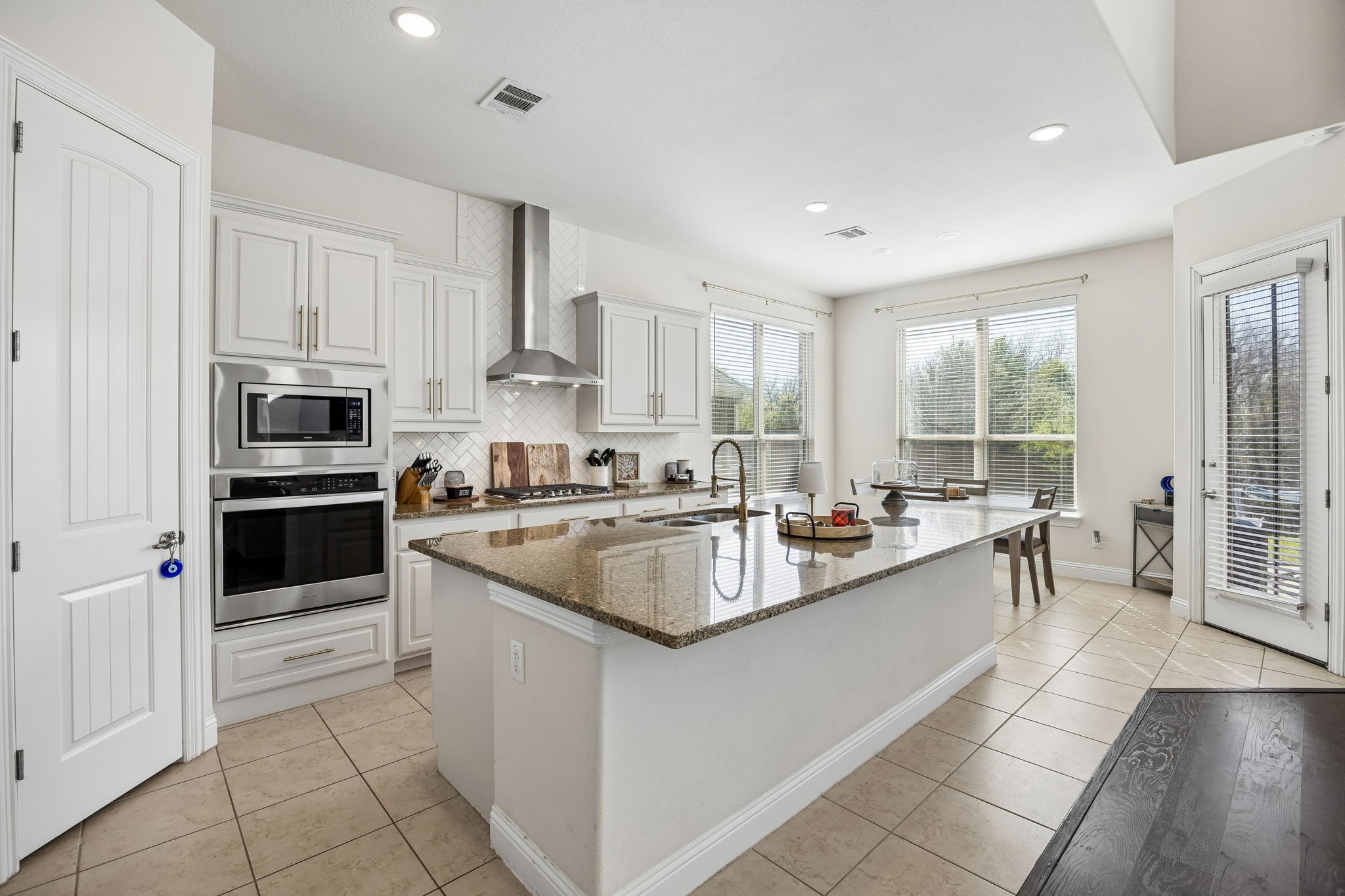 604 Shoreline Ridge Drive
