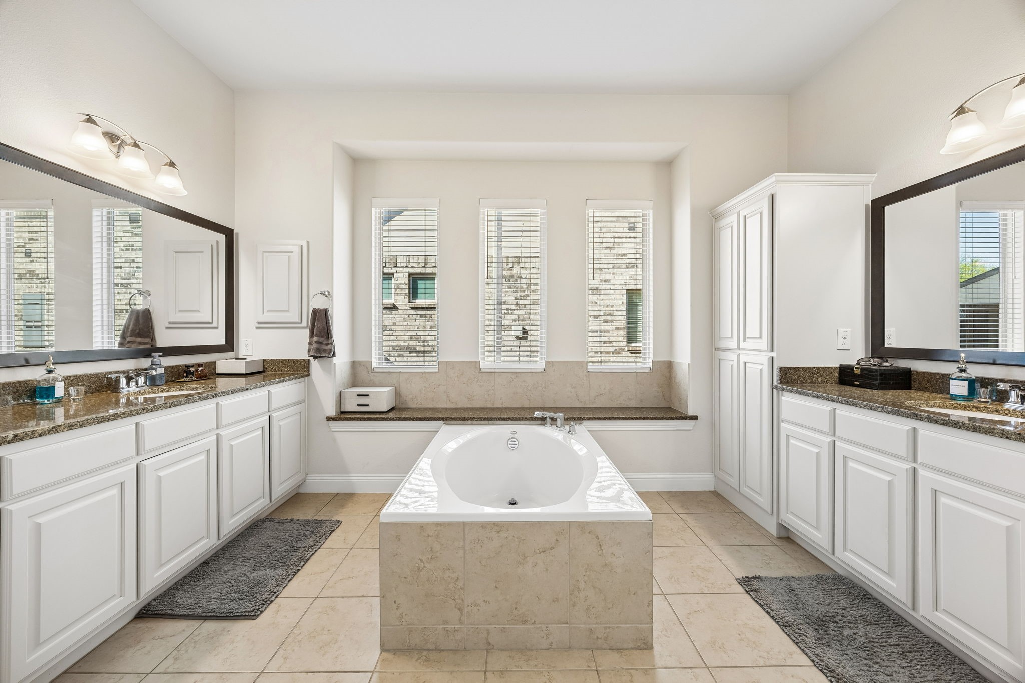 604 Shoreline Ridge Drive