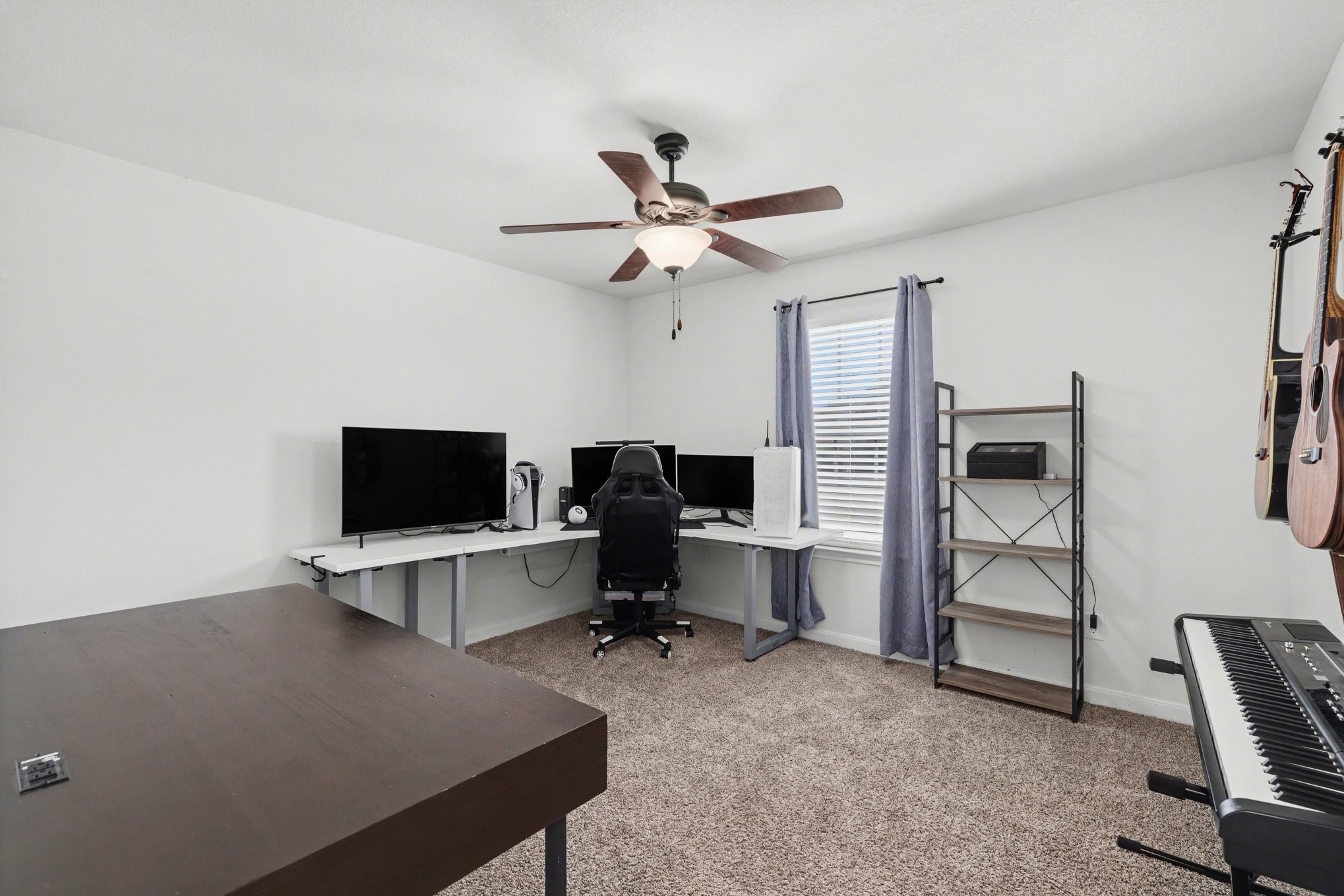 706 Spur Ridge