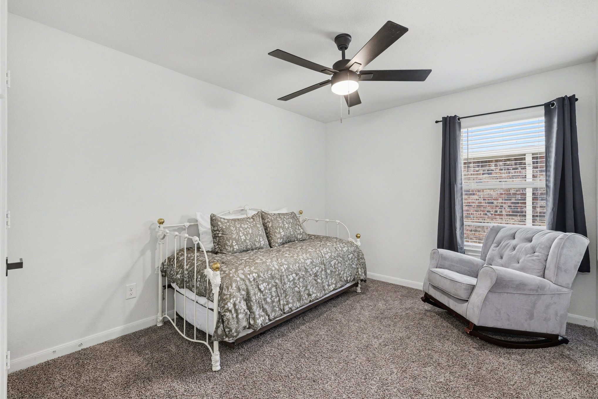 706 Spur Ridge