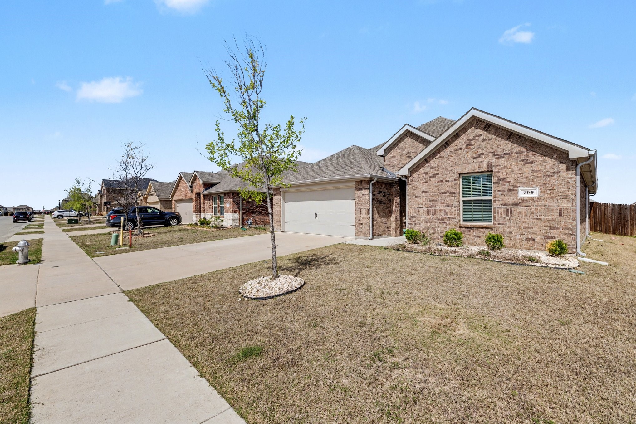 706 Spur Ridge