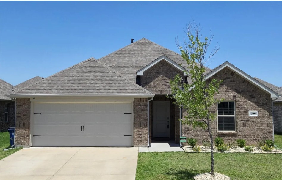 706 Spur Ridge