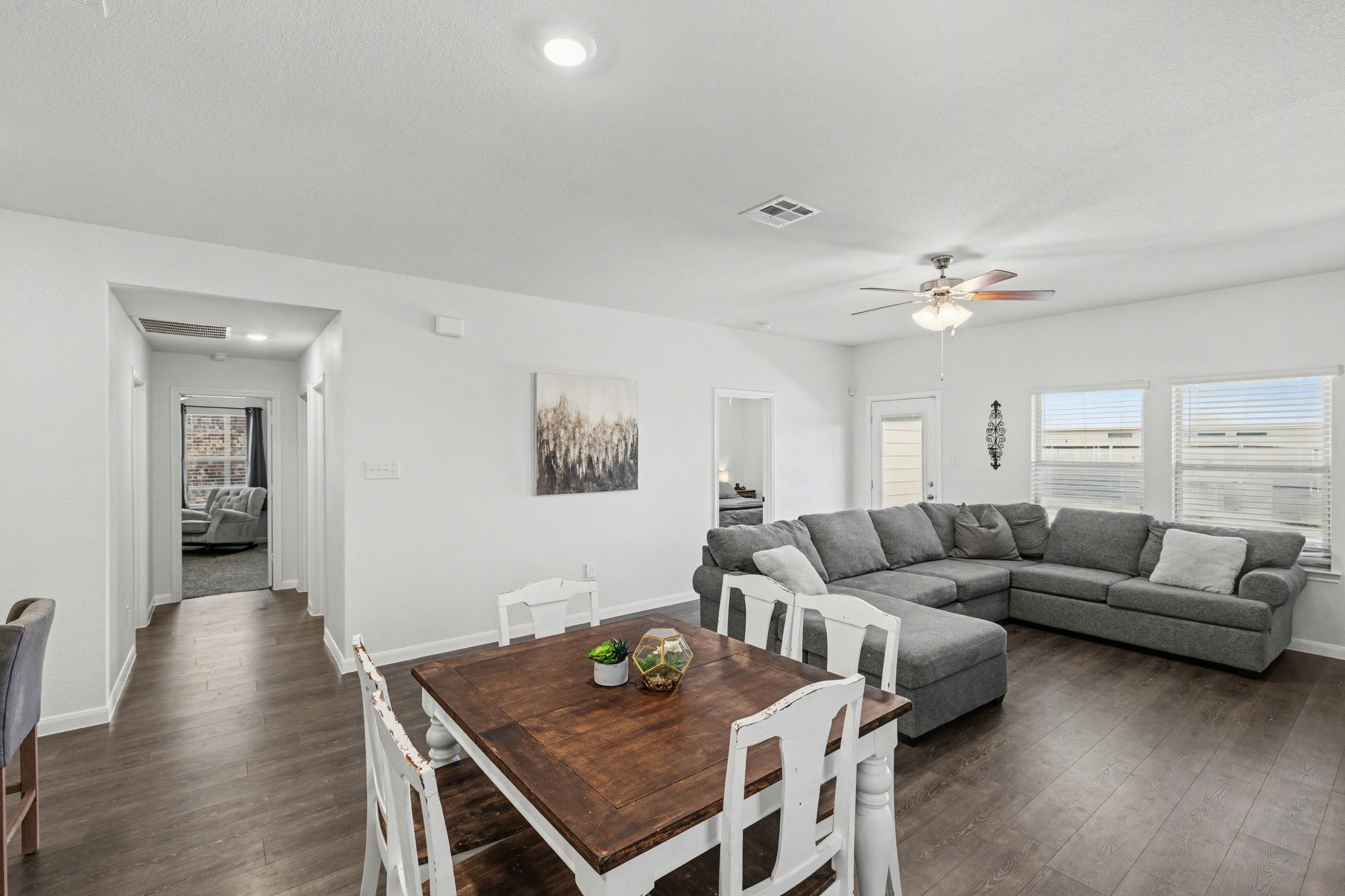 706 Spur Ridge