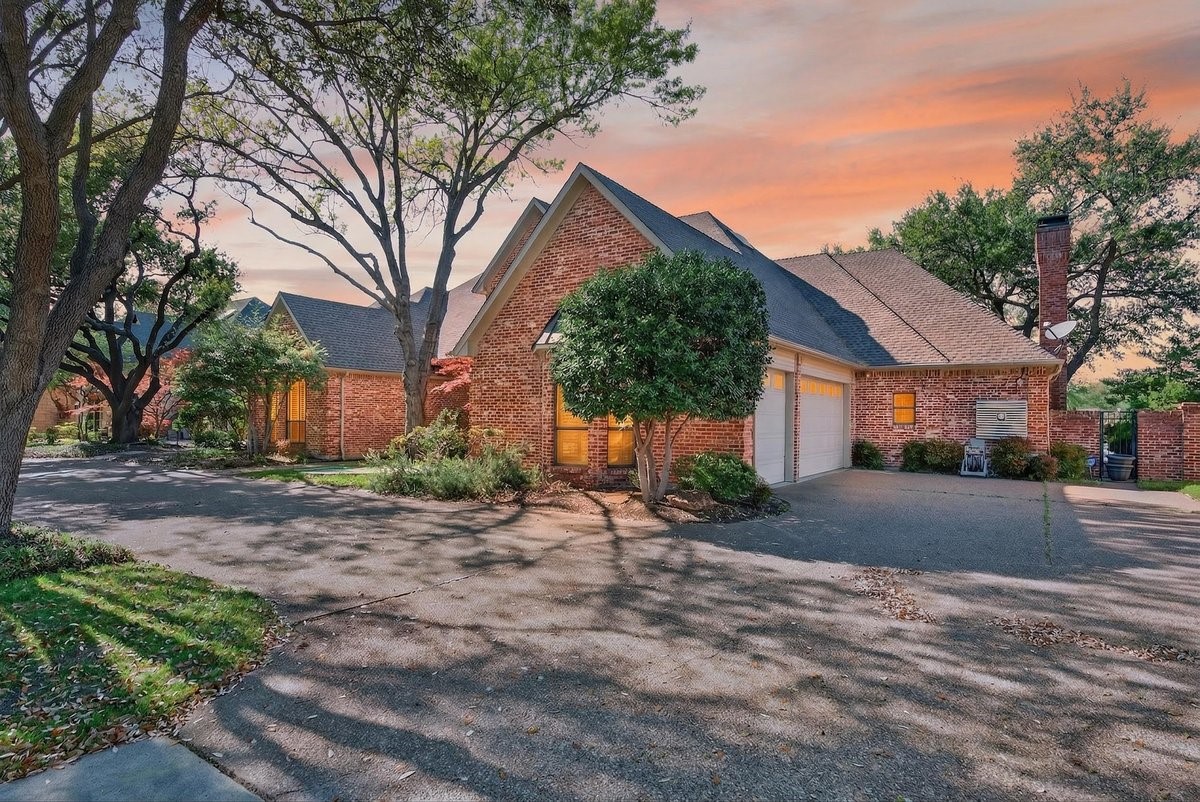 5321 Corinthian Bay Drive