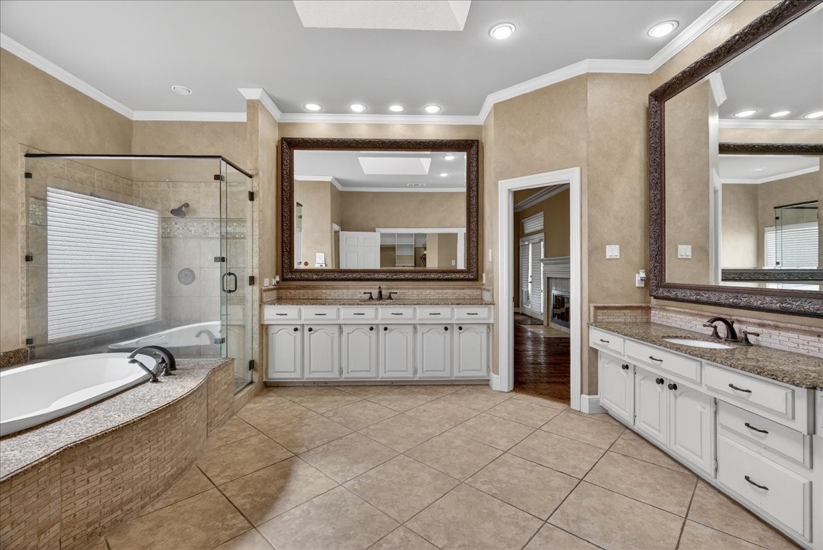 5321 Corinthian Bay Drive