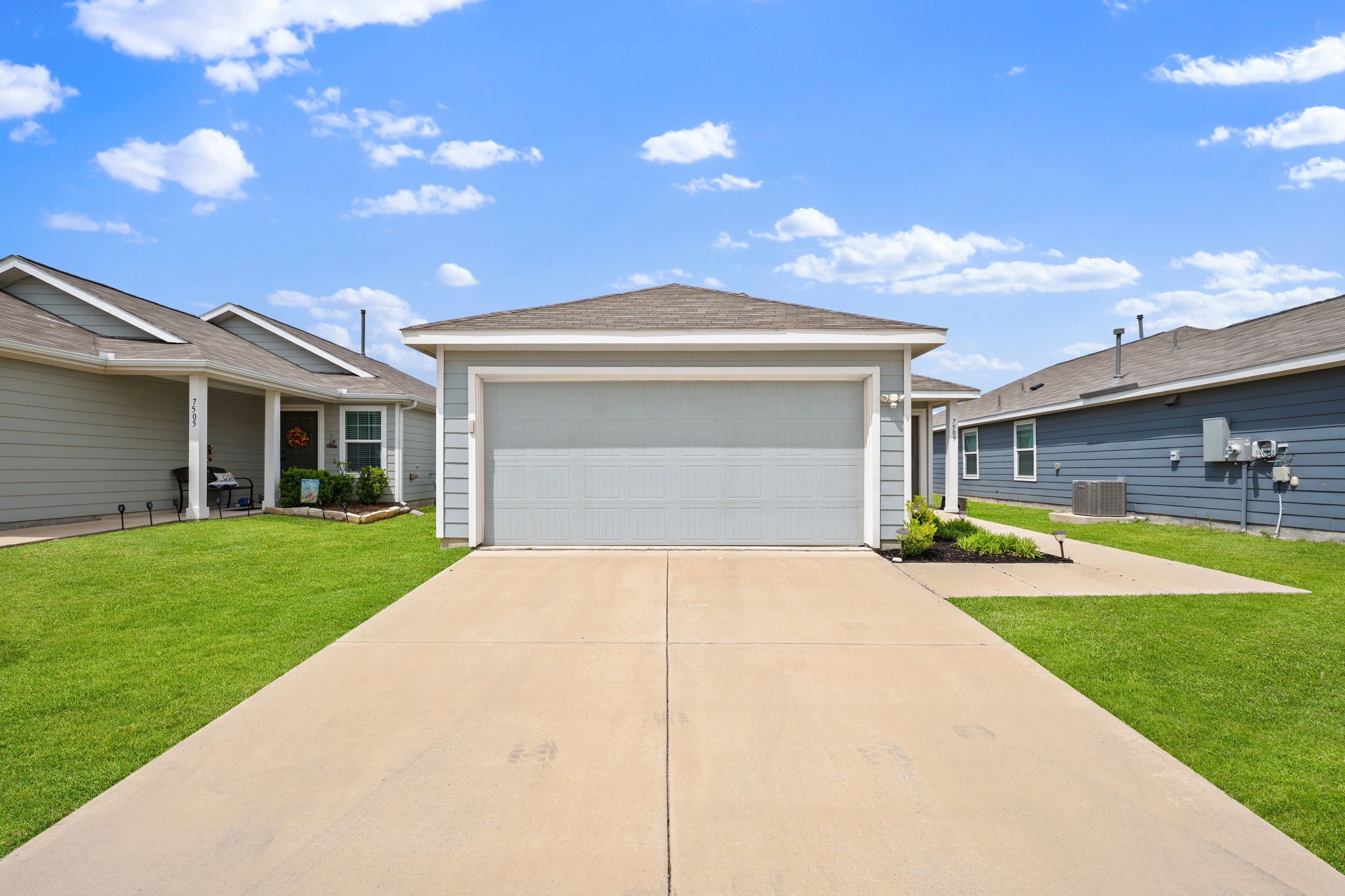 7509 Gray Wolf Lane