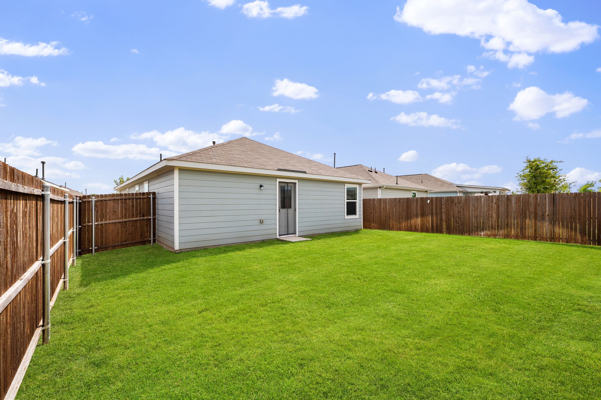 7509 Gray Wolf Lane