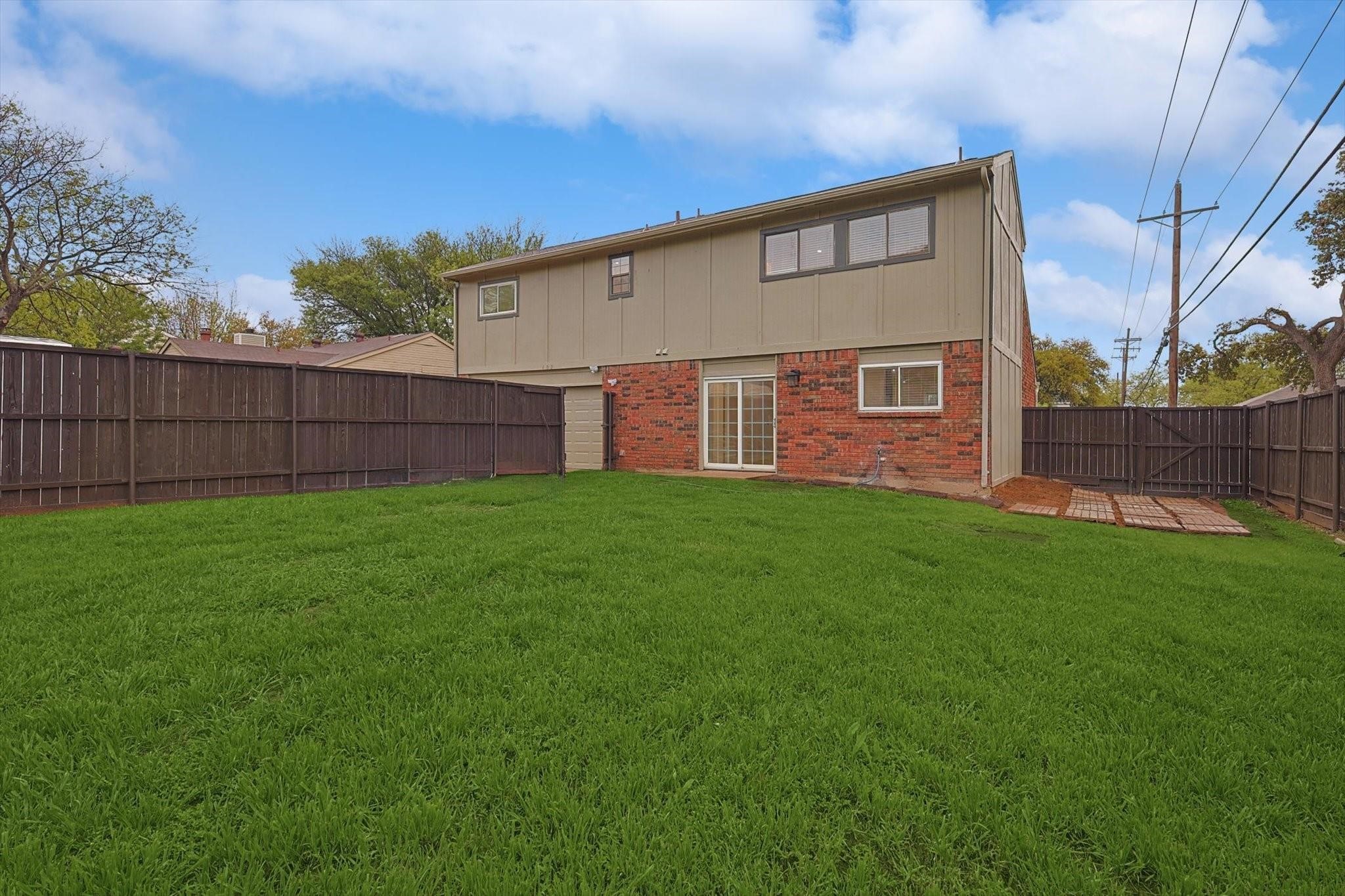 402 Creekmeadow Lane