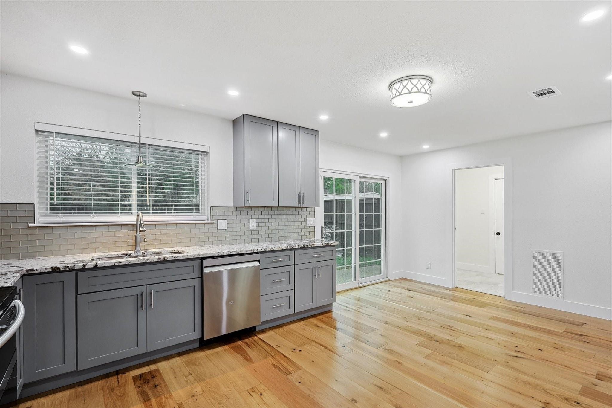 402 Creekmeadow Lane
