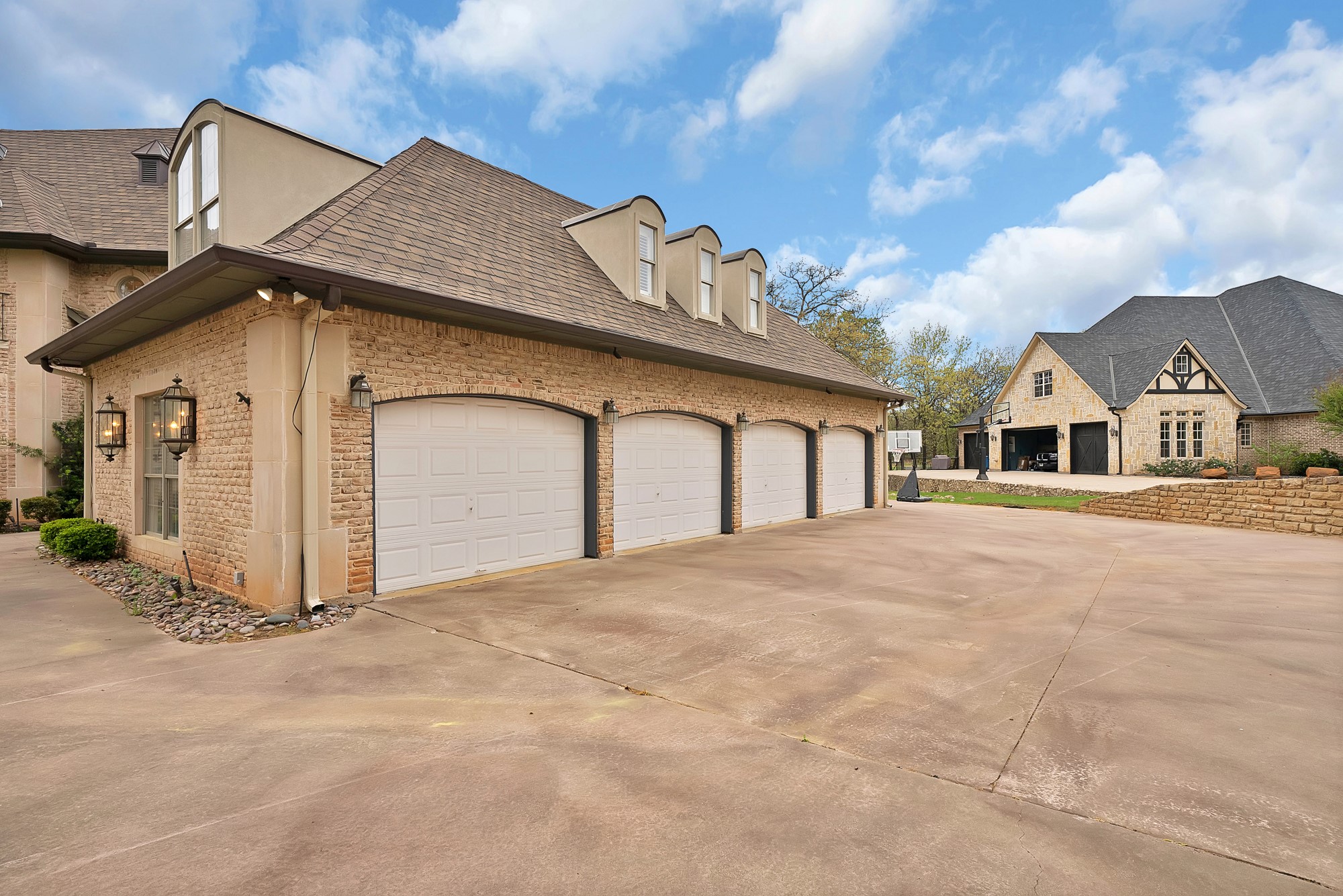 5605 Muirfield Court