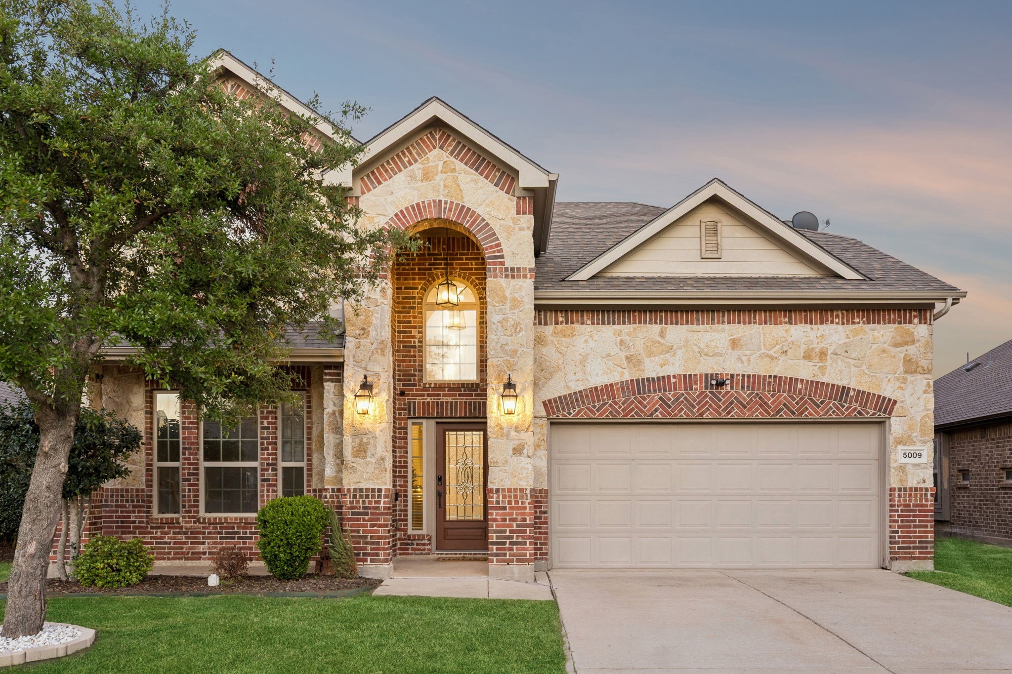 5009 Bluewater Drive