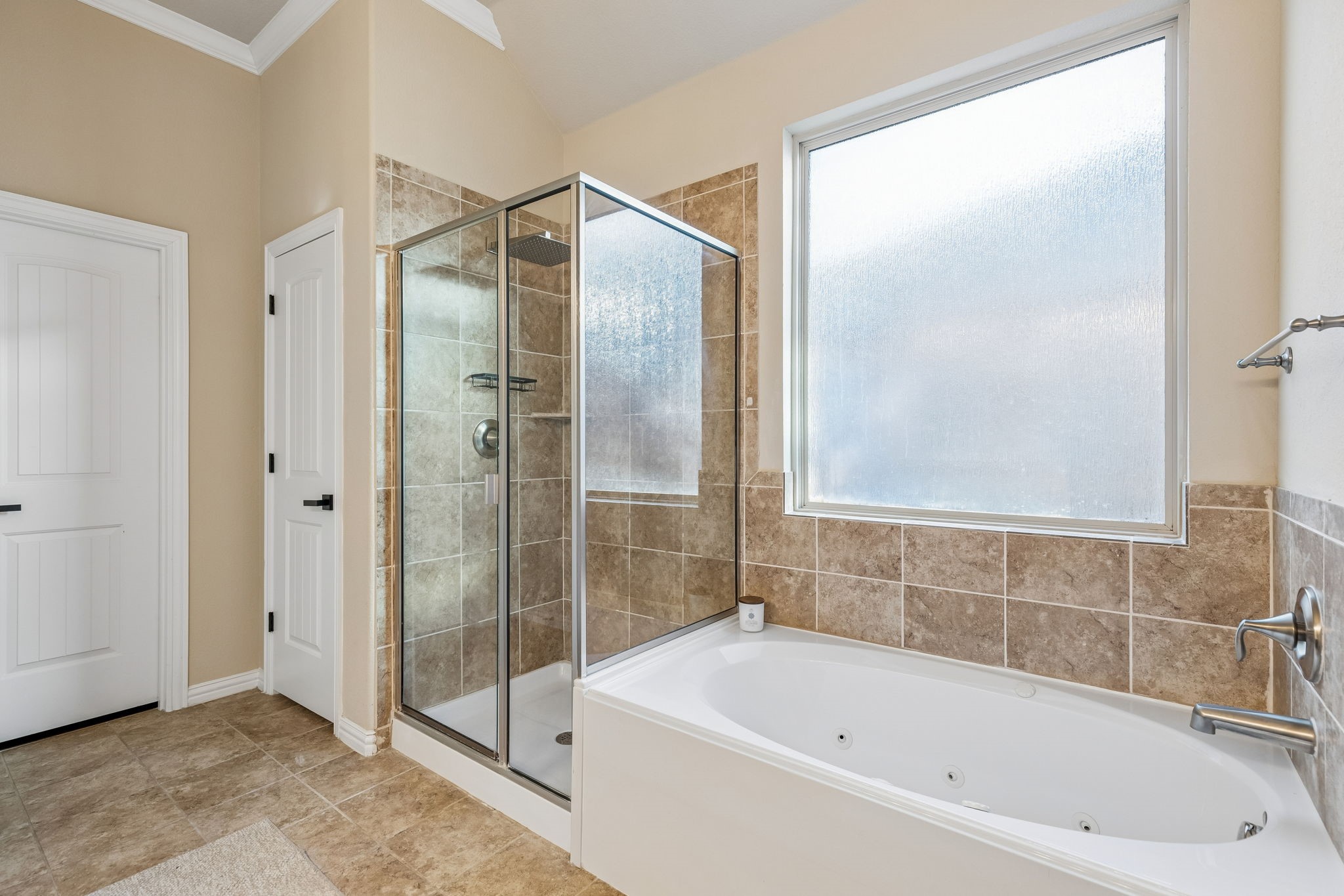 5009 Bluewater Drive