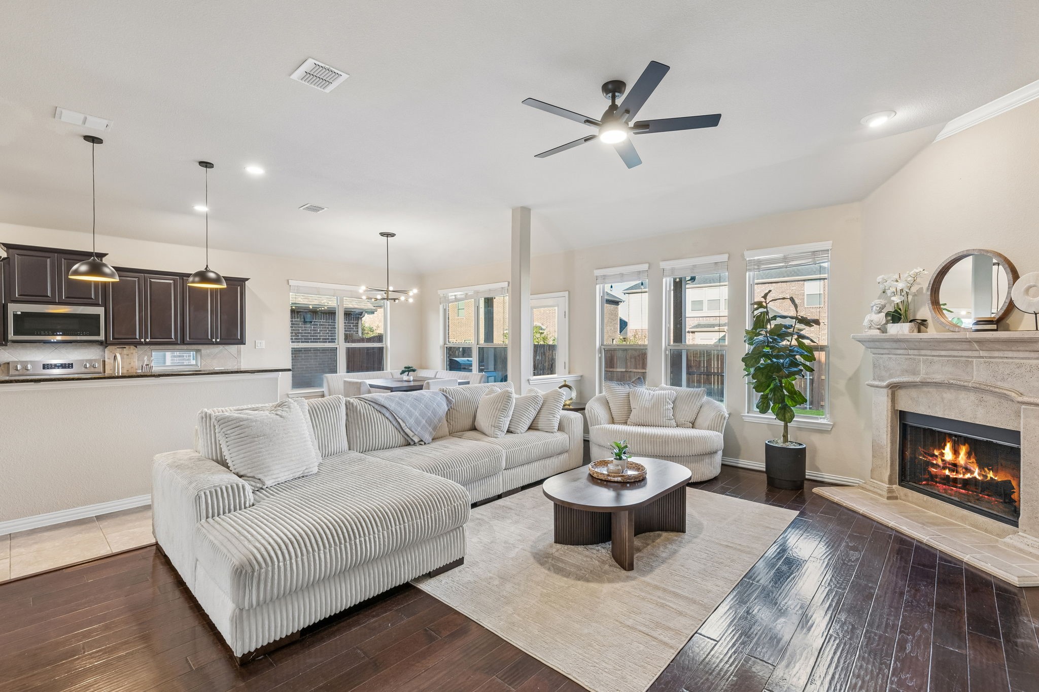 5009 Bluewater Drive