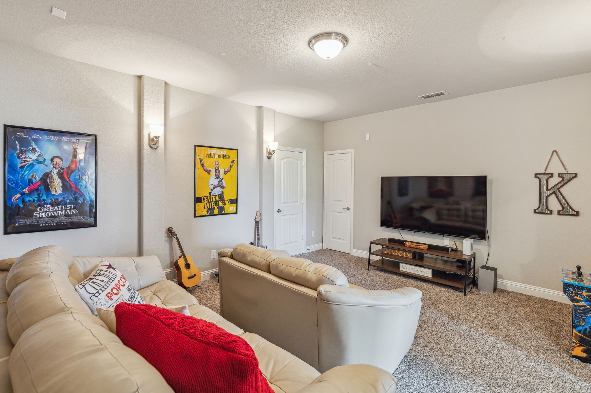 1100 Circle J Trail
