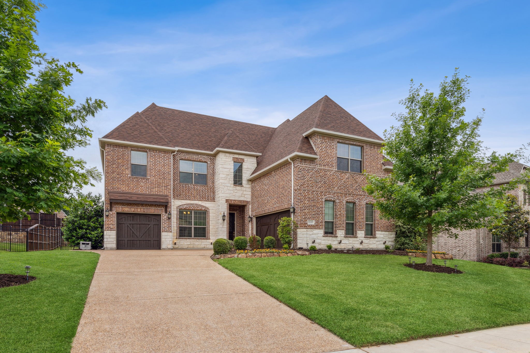 1100 Circle J Trail