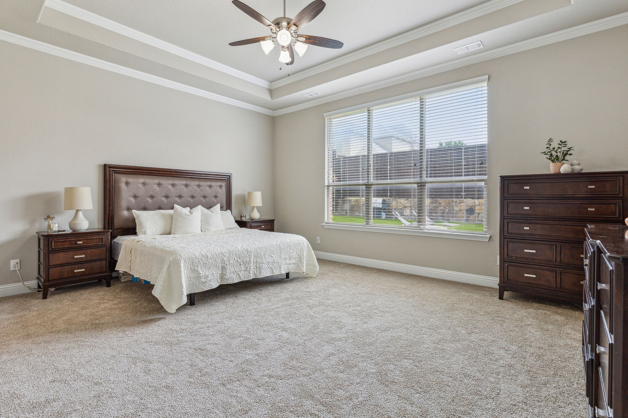 1100 Circle J Trail