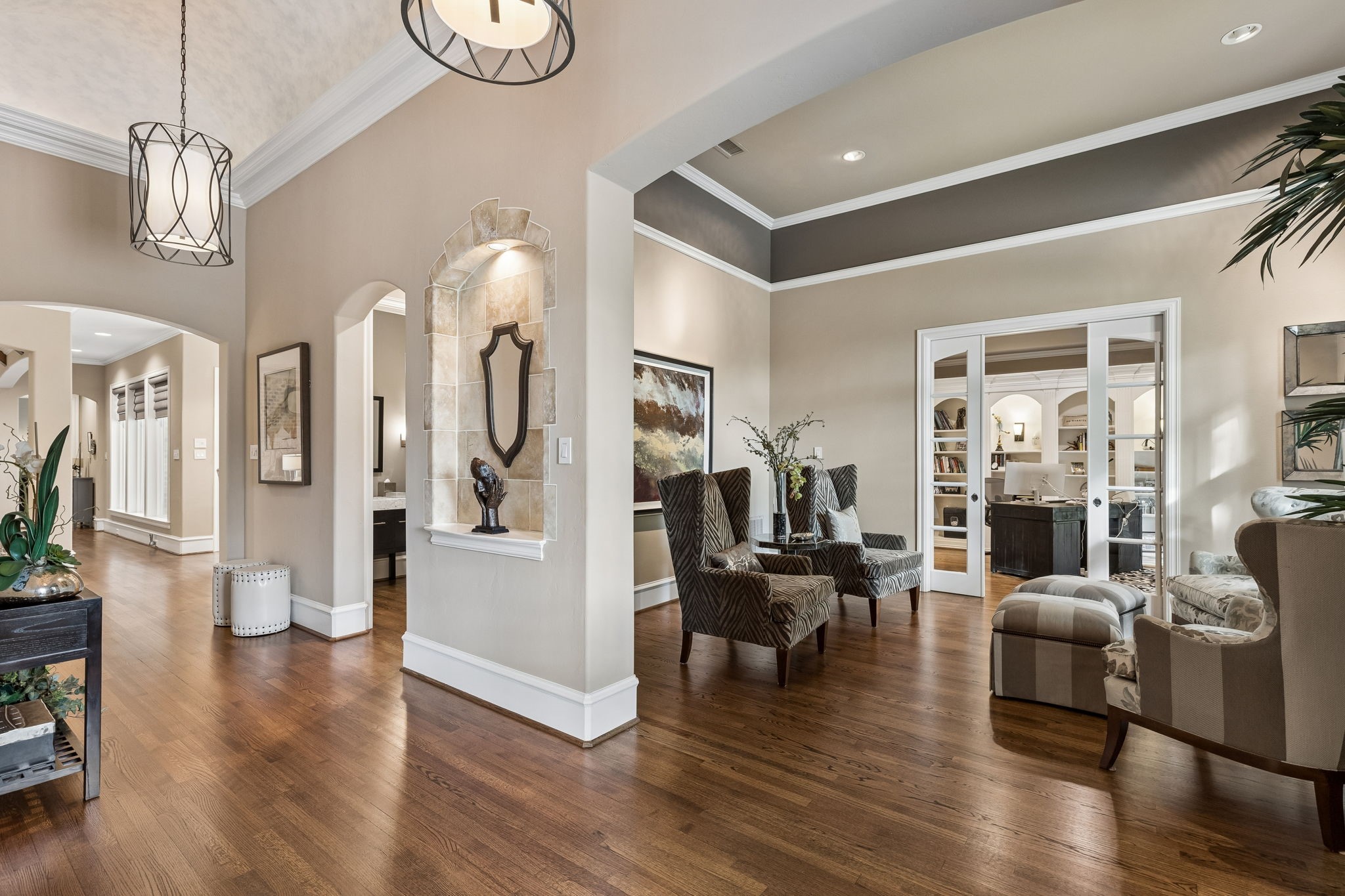 5651 Miramar Drive