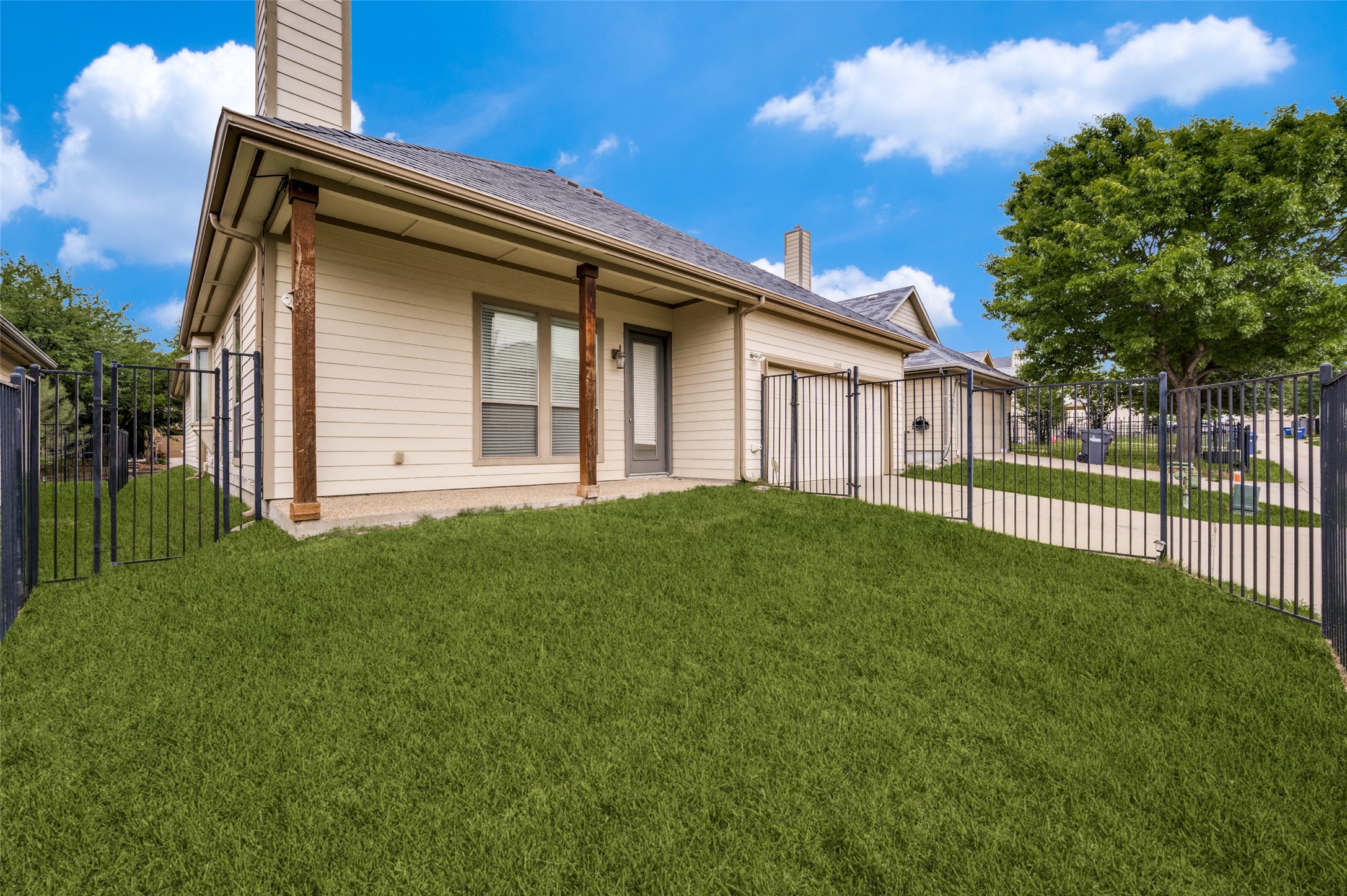 8009 Texian Trail