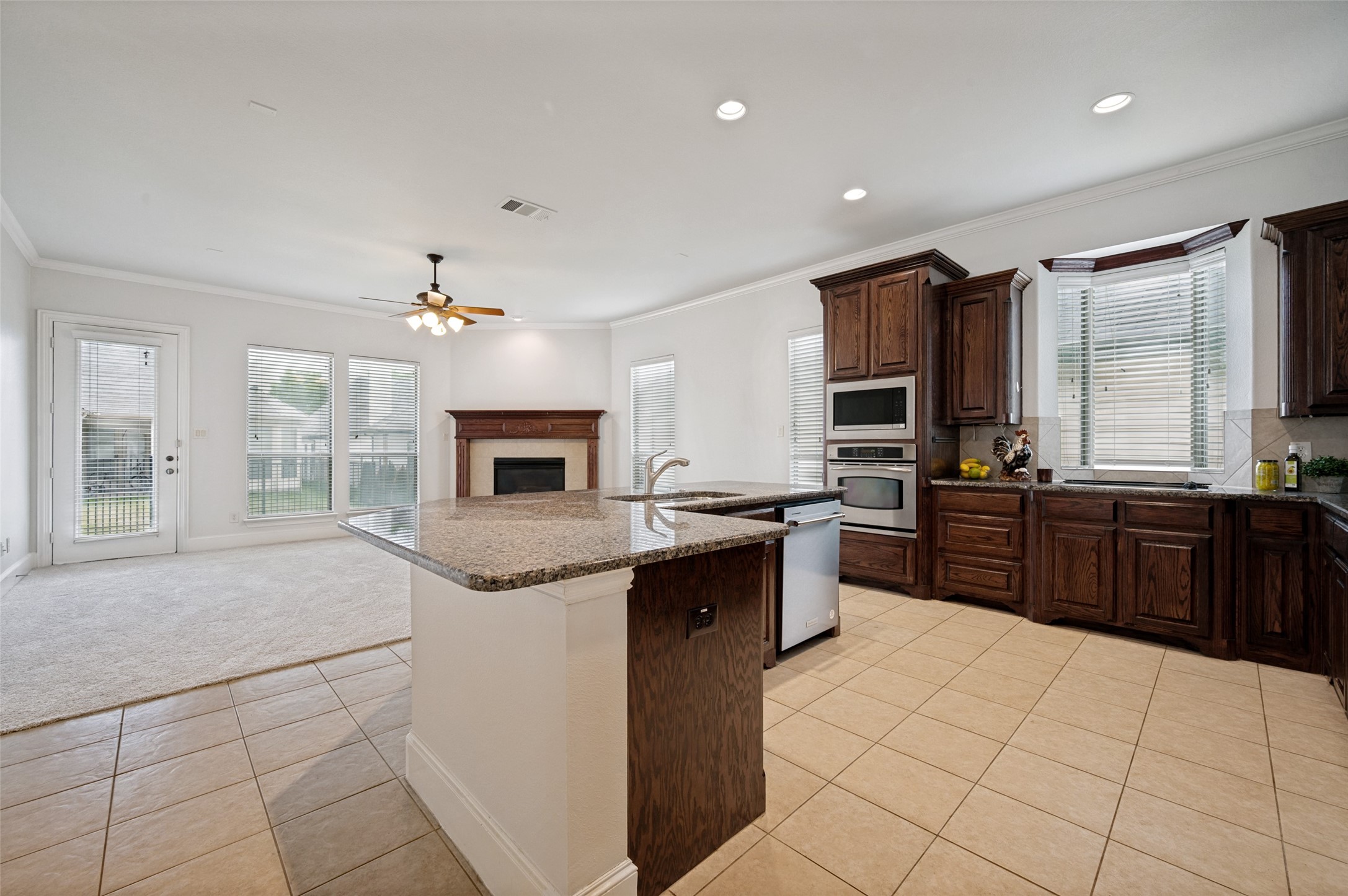 8009 Texian Trail