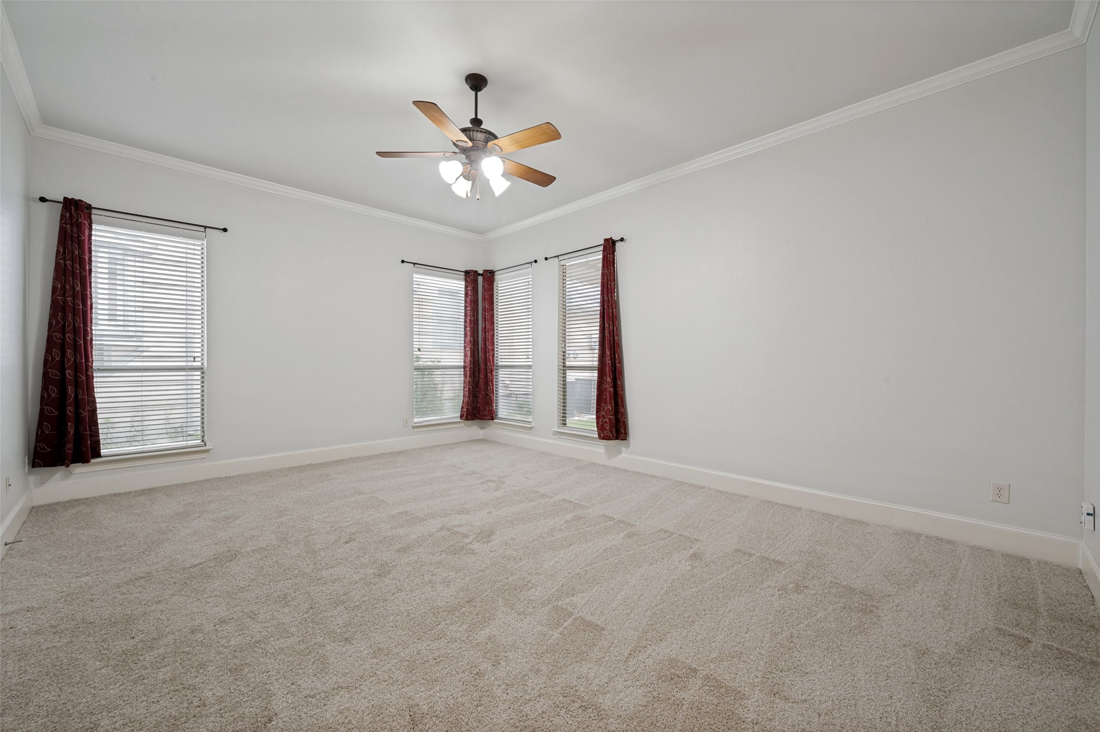 8009 Texian Trail