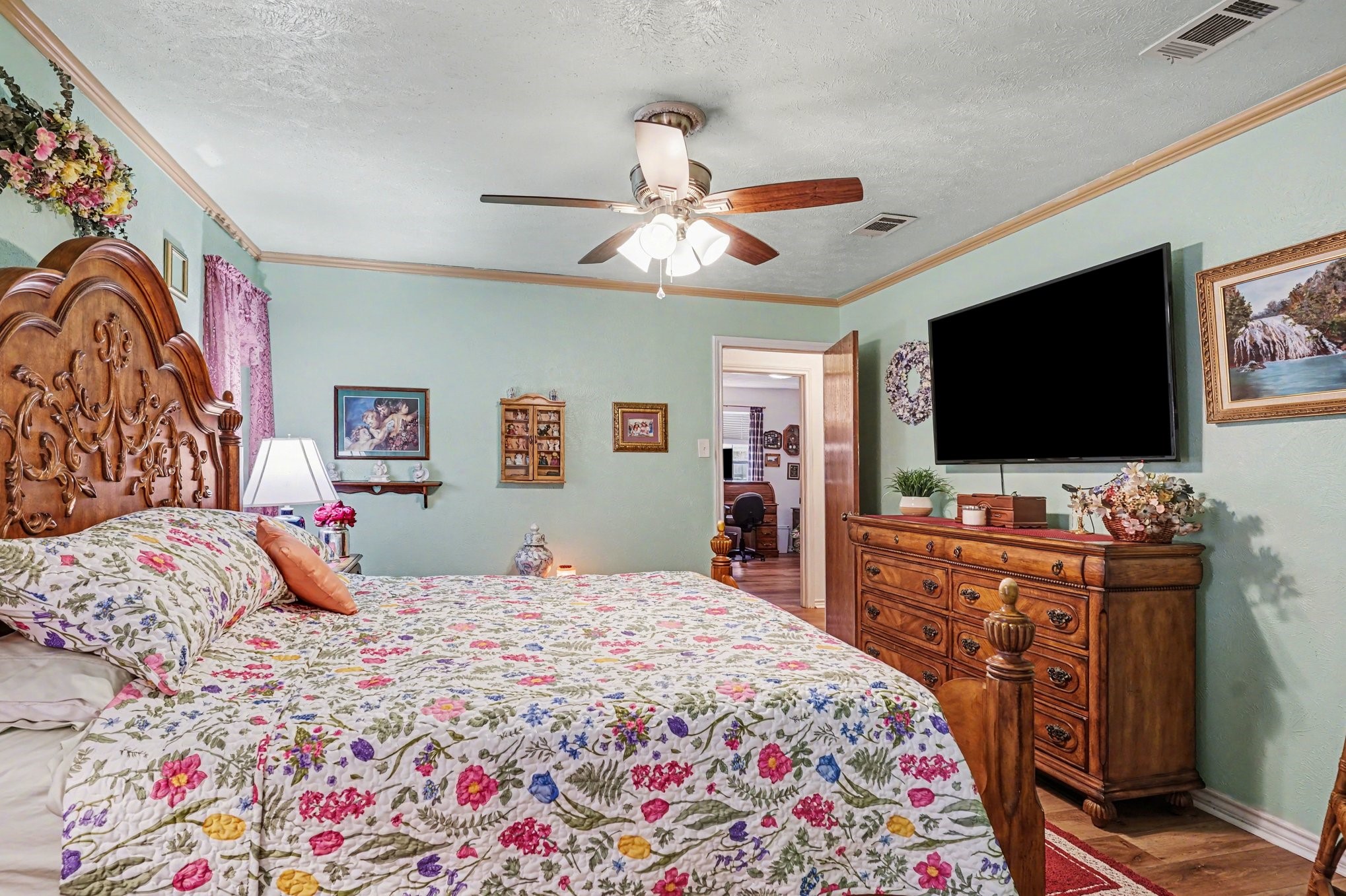 217 Faircrest Drive