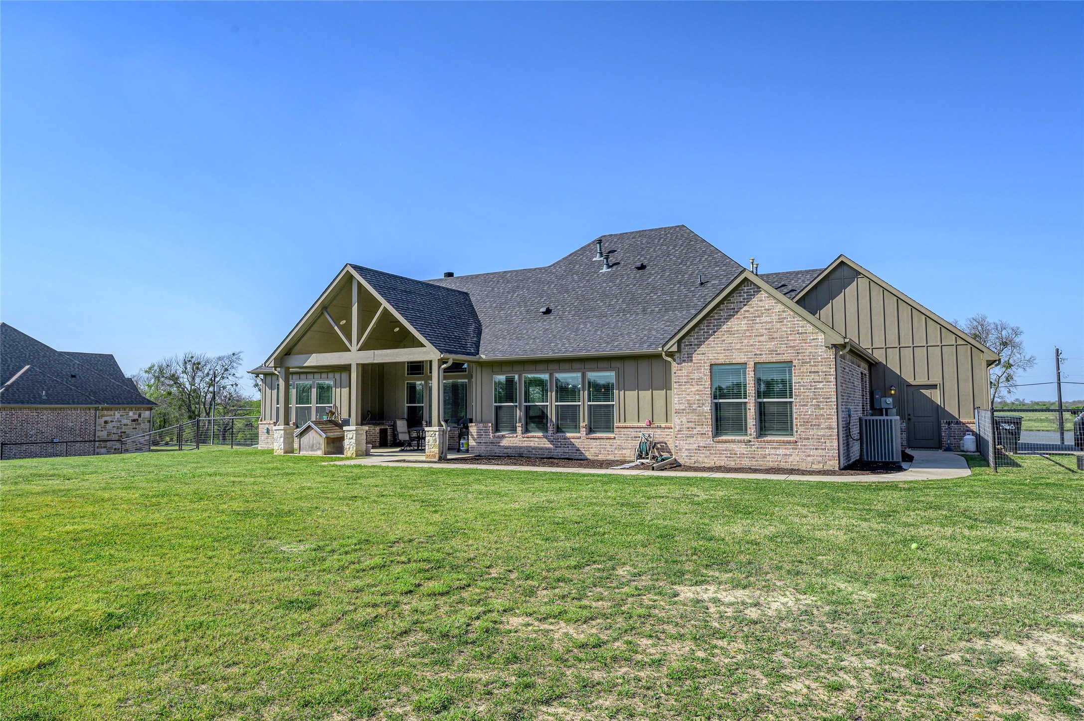 1065 Old Highway 6
