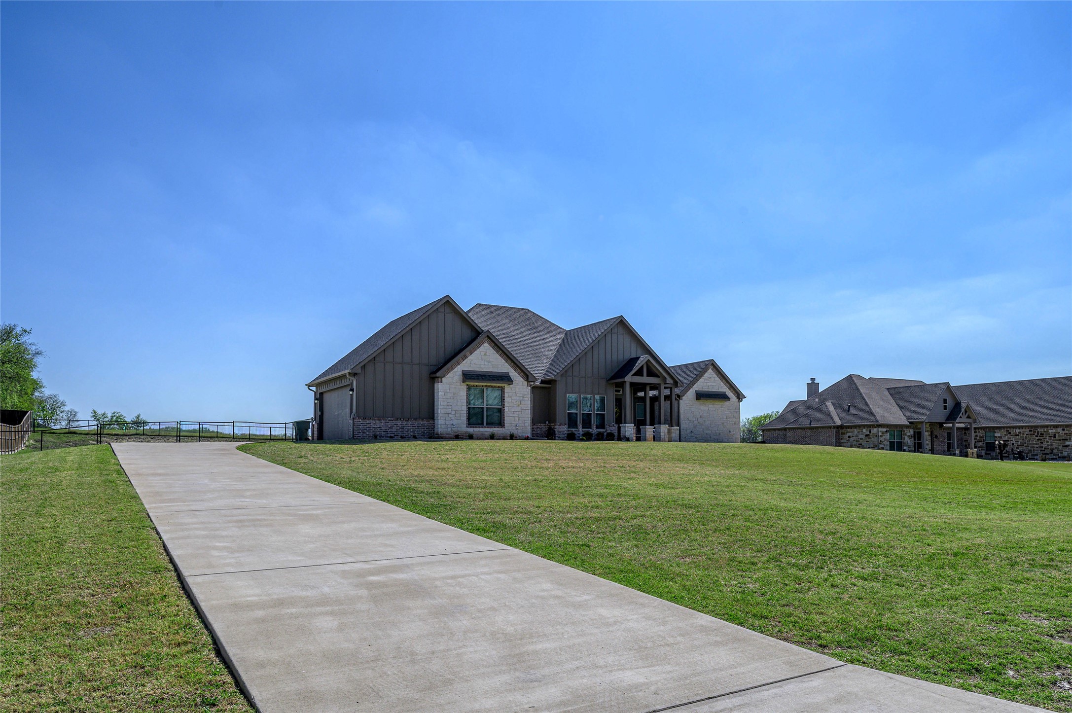 1065 Old Highway 6