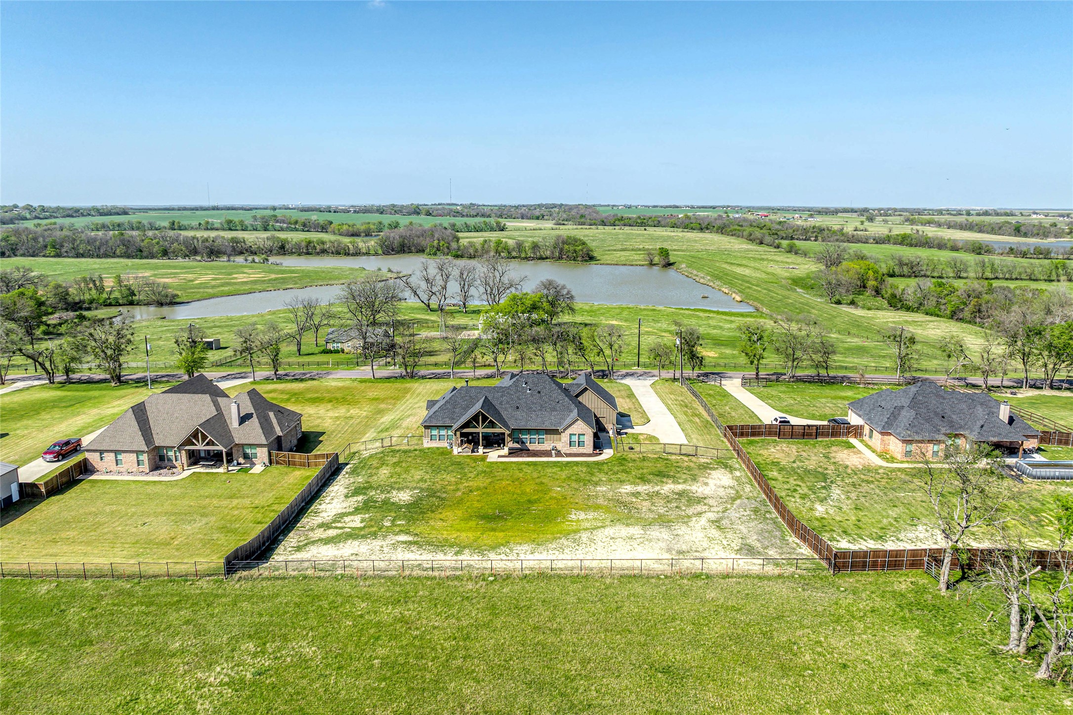 1065 Old Highway 6