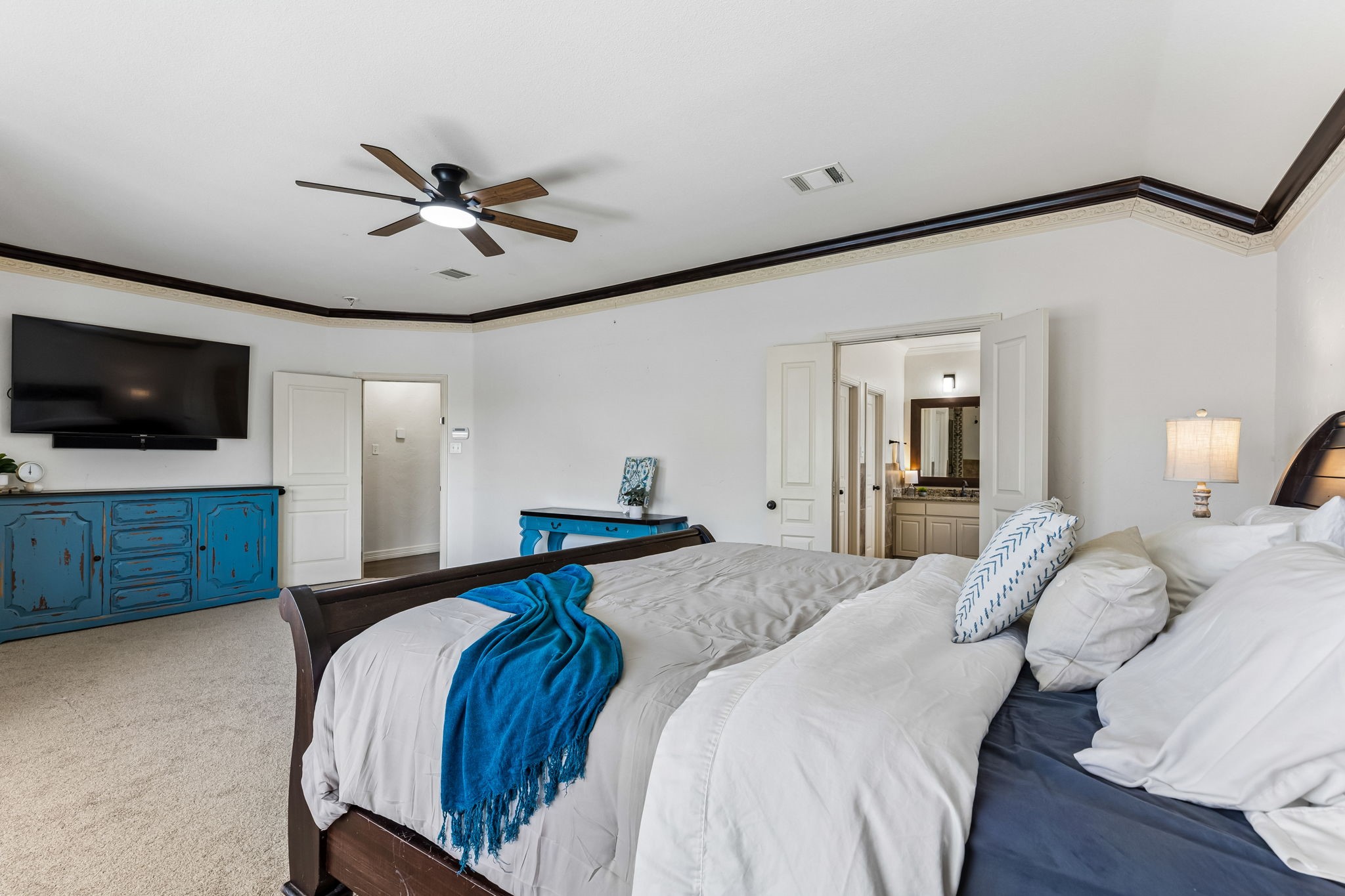 5540 La Bandera Trail