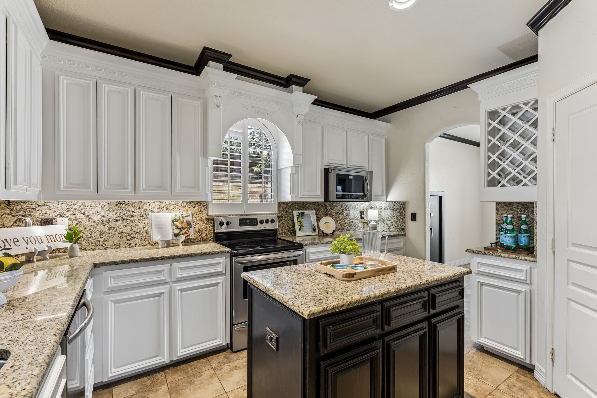 5540 La Bandera Trail