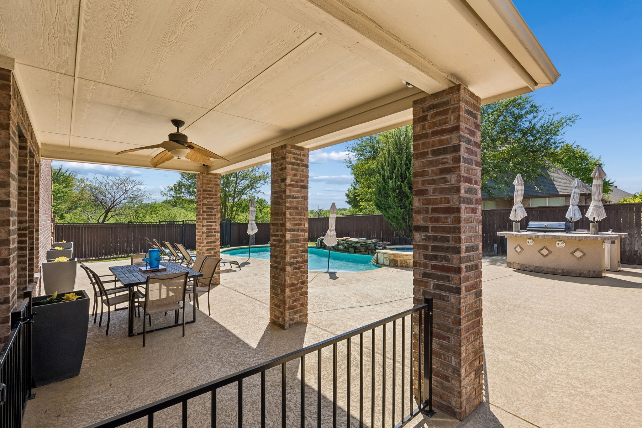 5540 La Bandera Trail
