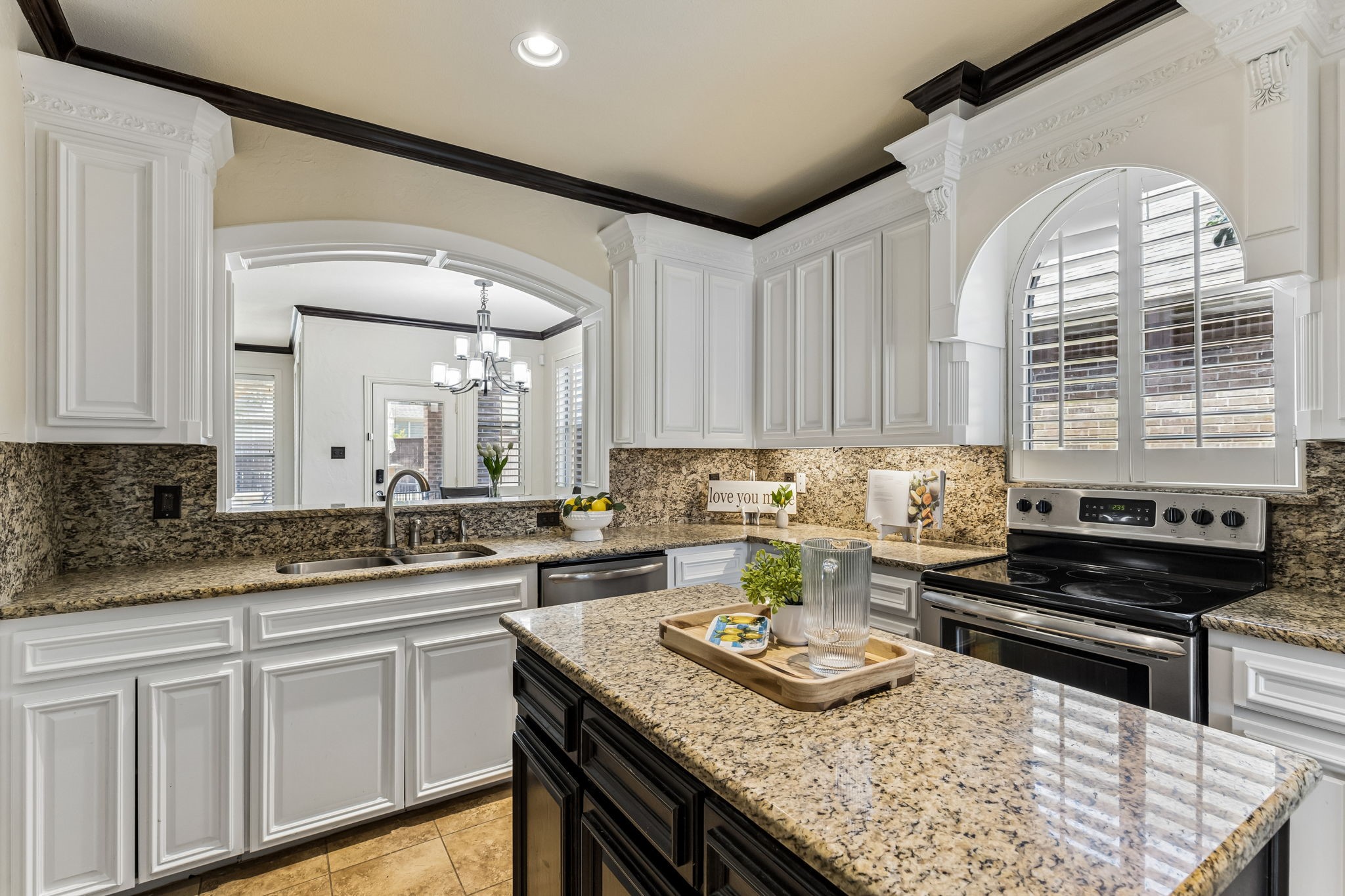 5540 La Bandera Trail
