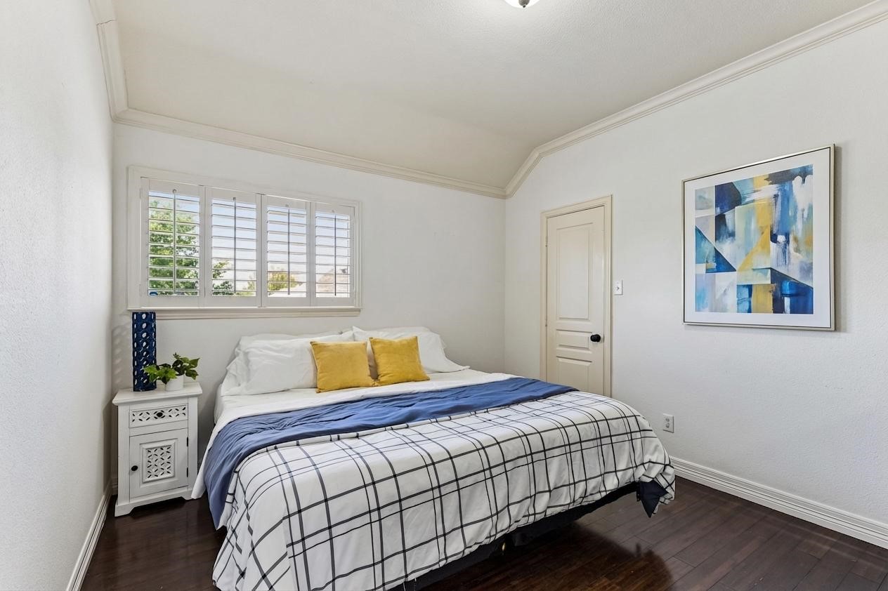 5540 La Bandera Trail