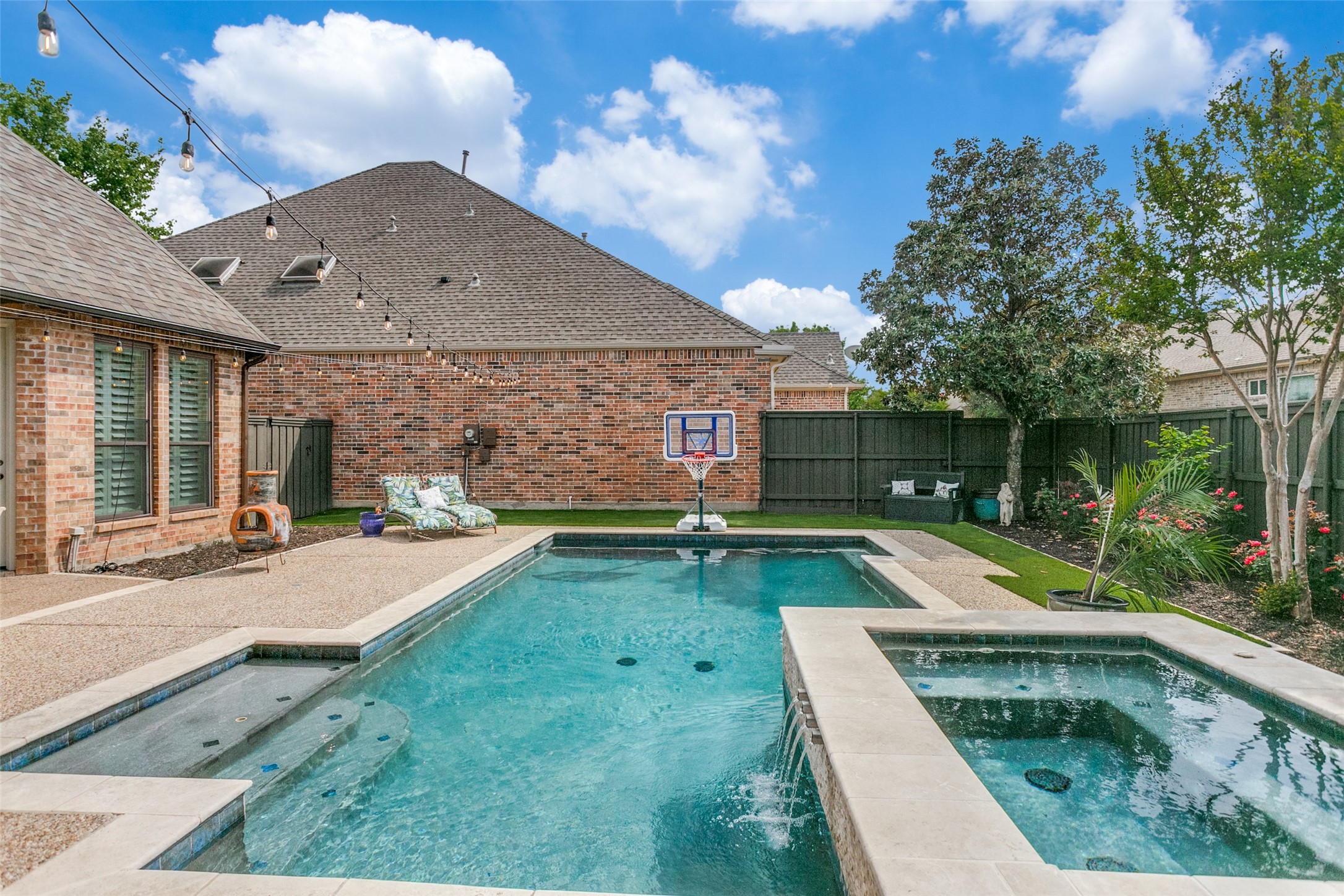 102 Stonehaven Court