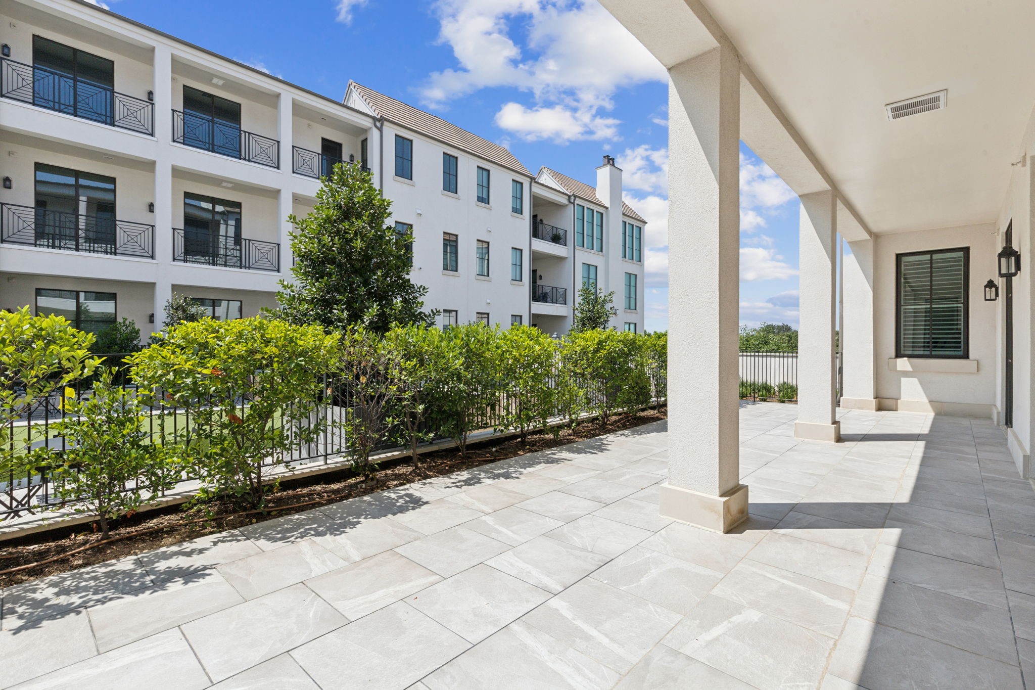 5270 Town And Country Boulevard 113