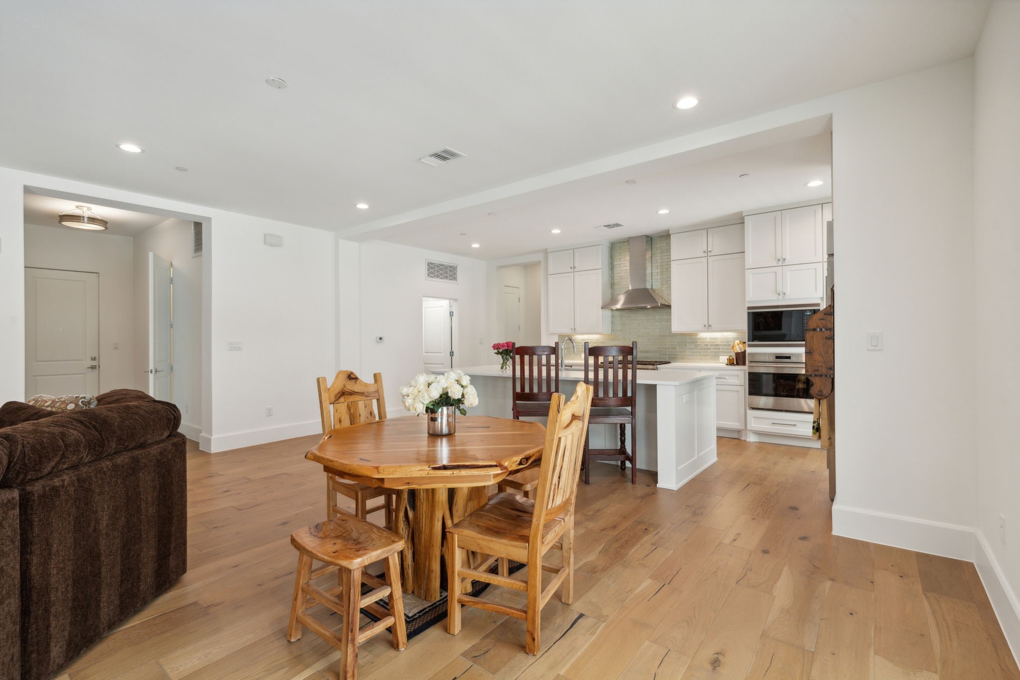 5270 Town And Country Boulevard 113