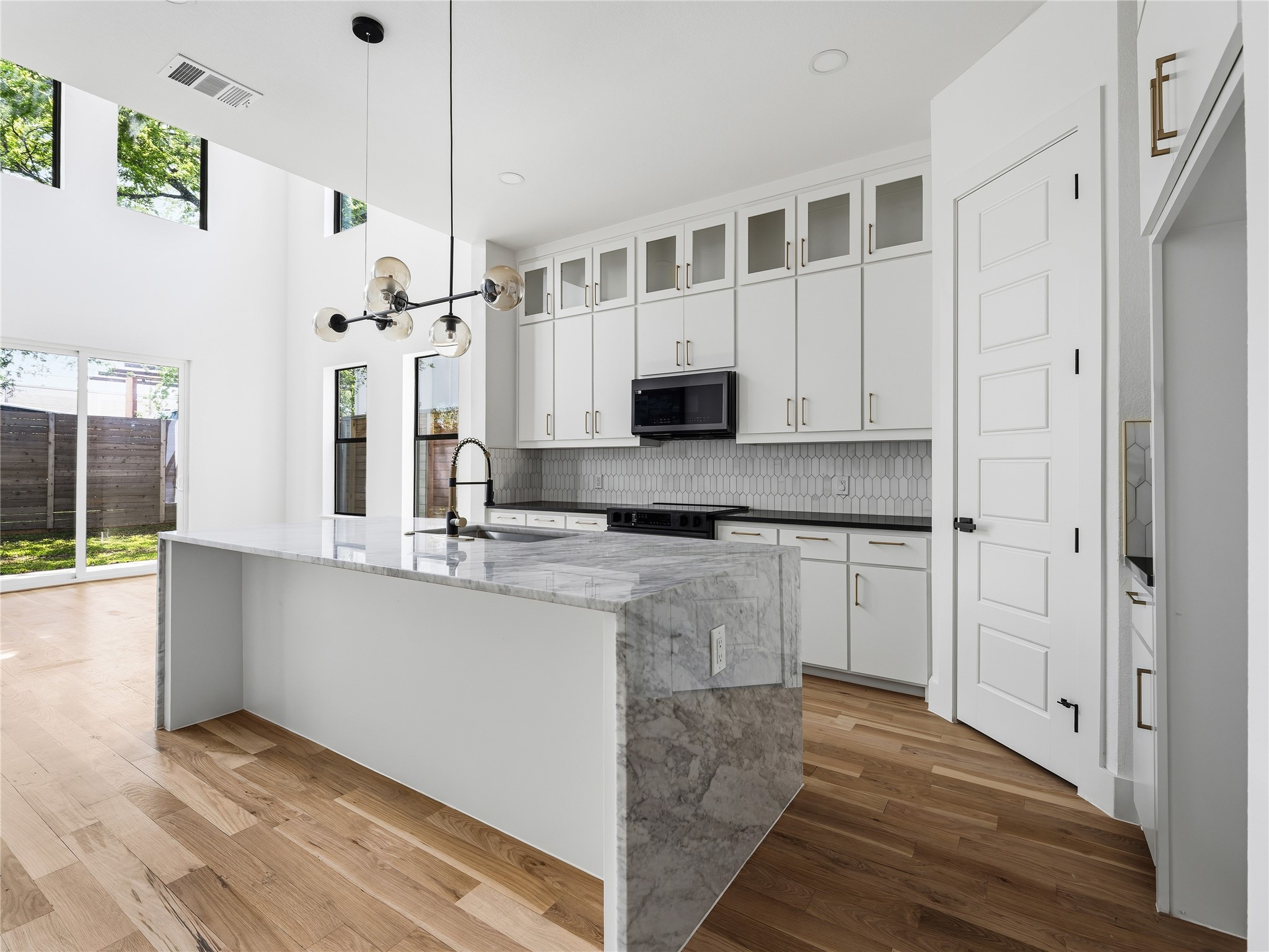 1958 Toronto Street