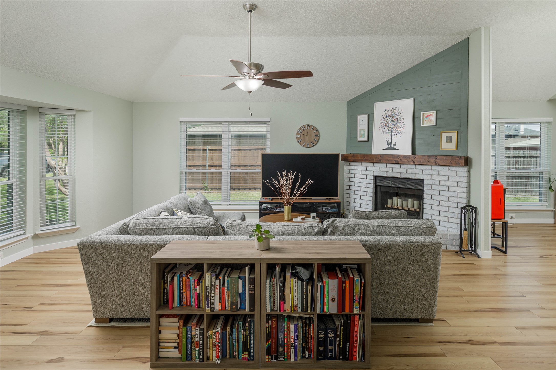 4826 Orchard Drive