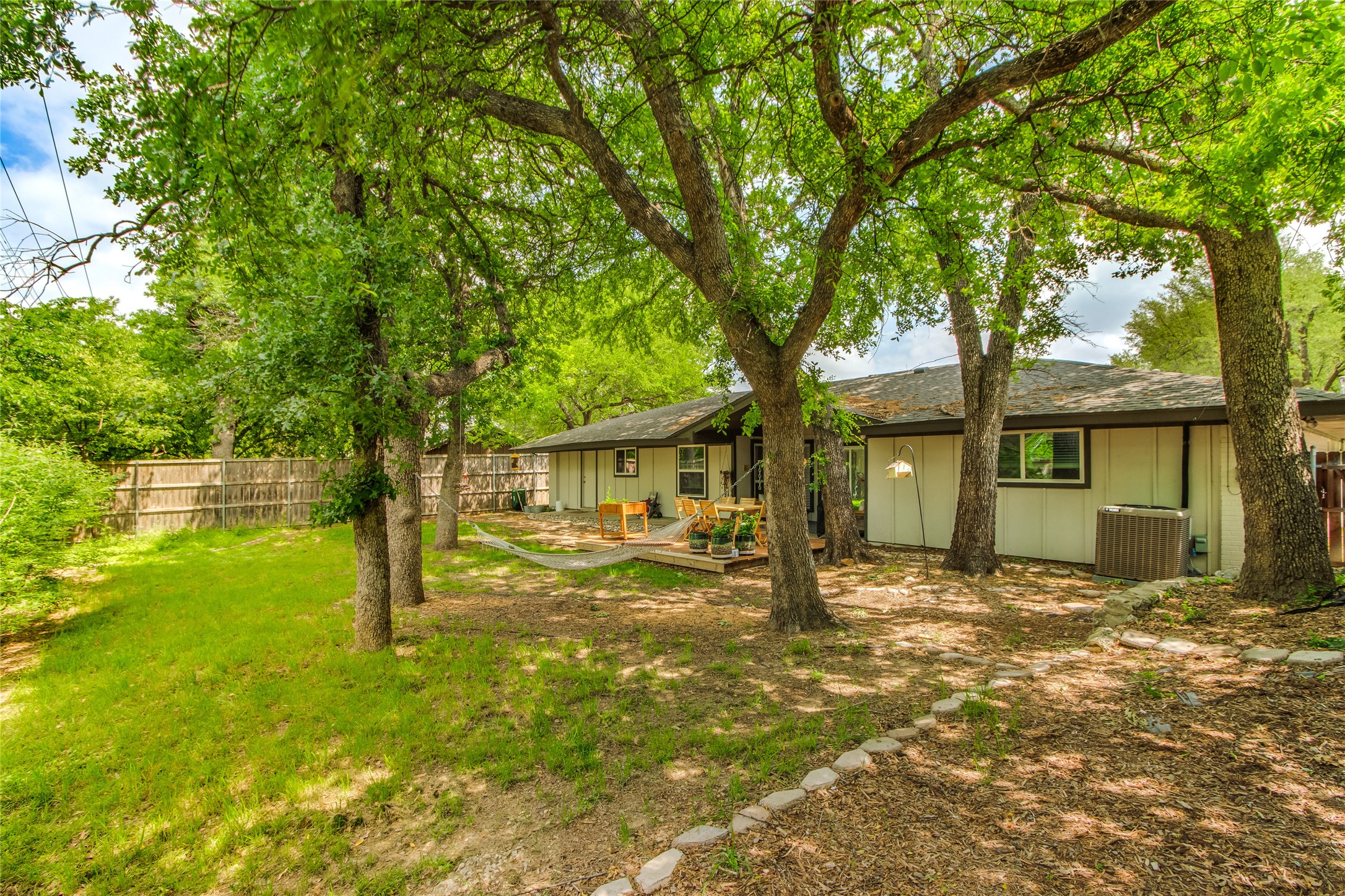 1209 Wade Drive