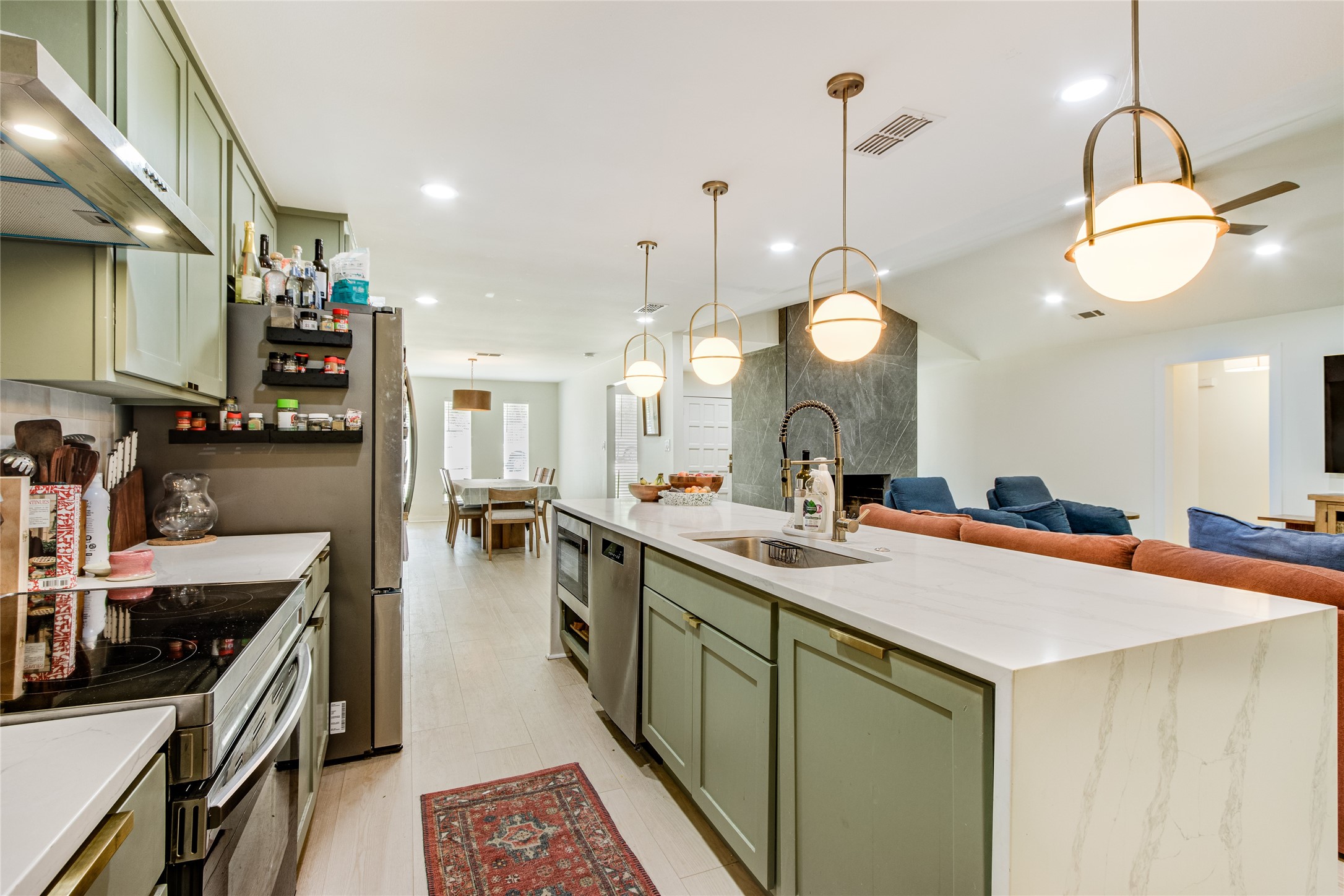 1209 Wade Drive