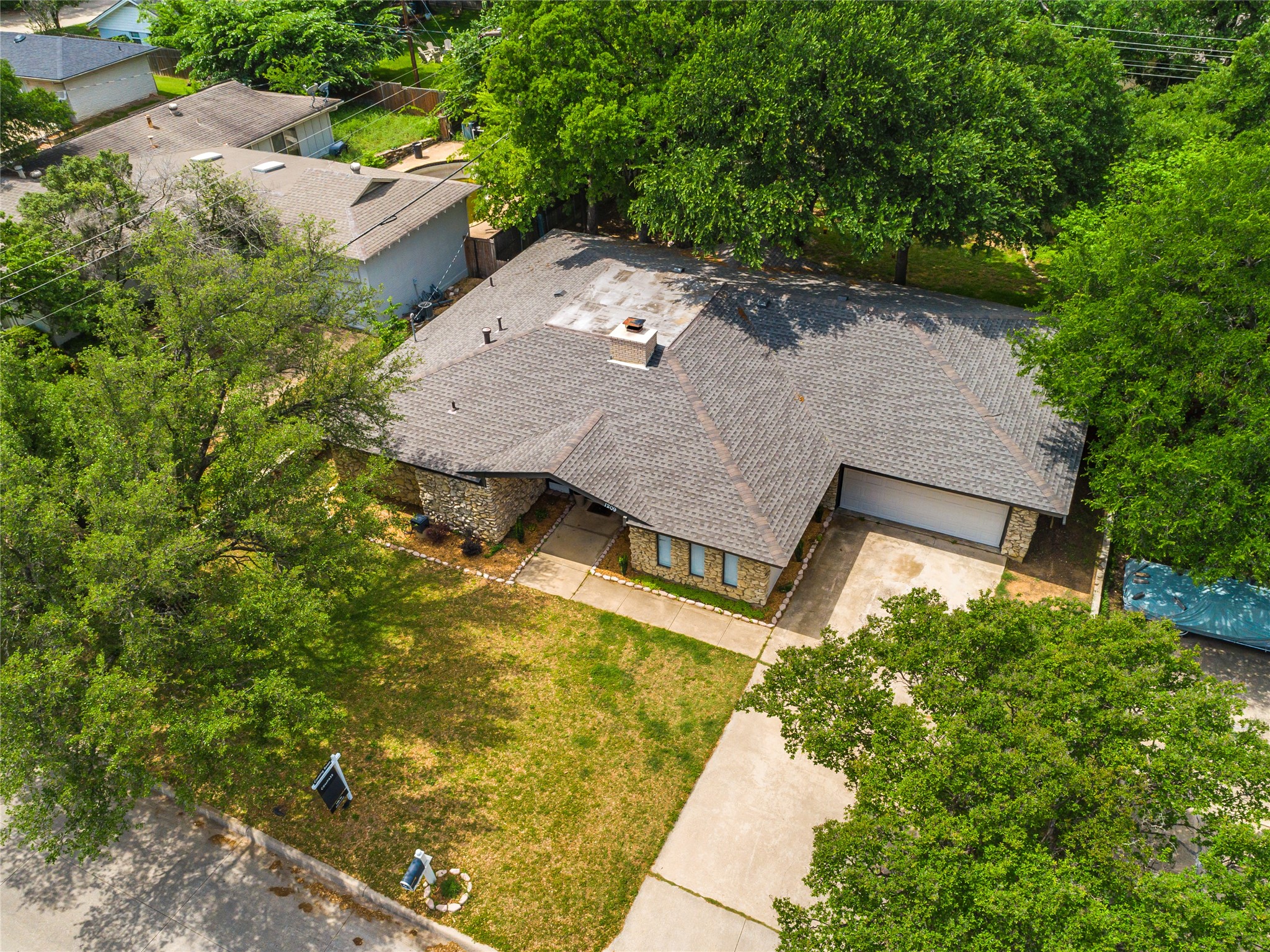 1209 Wade Drive