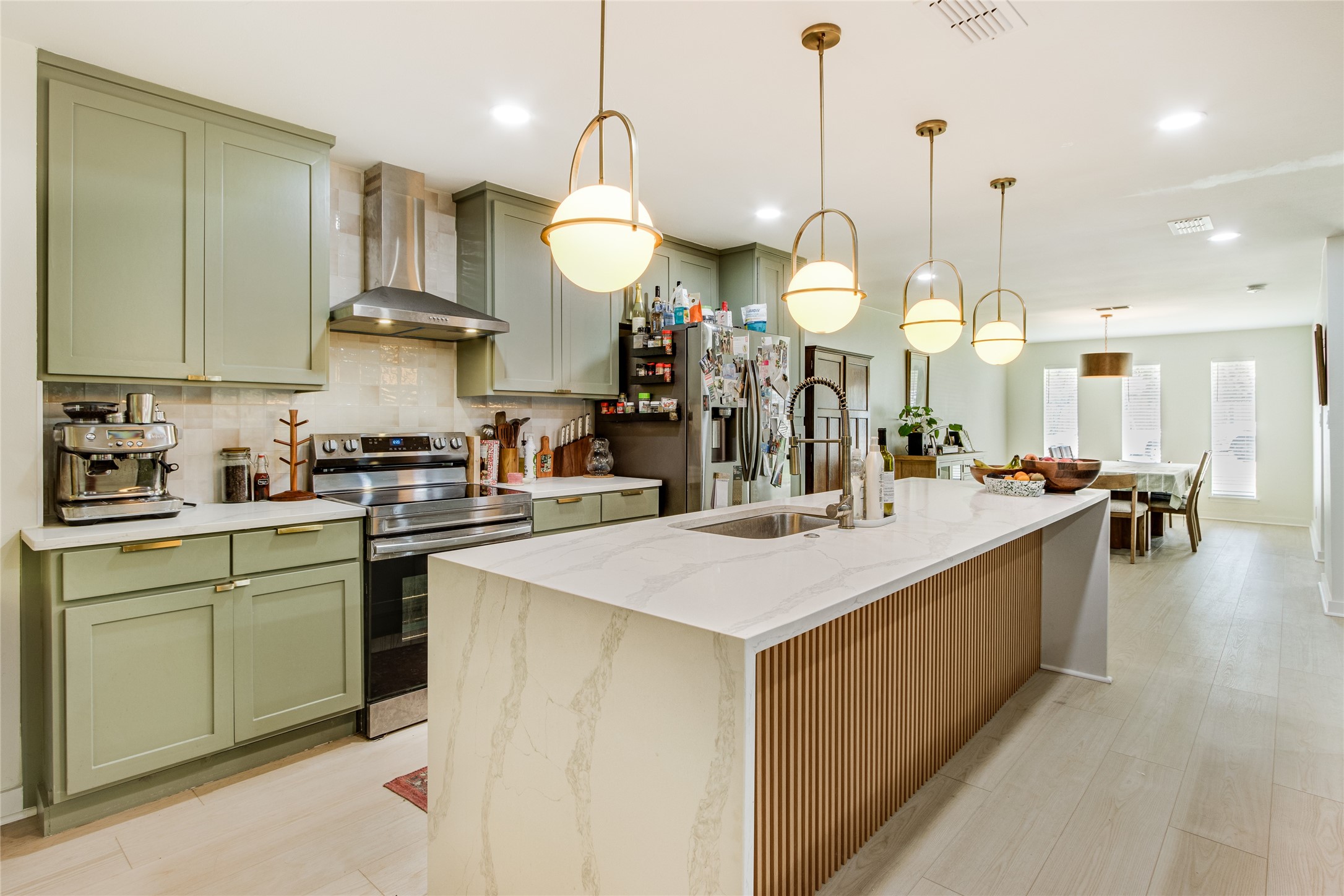 1209 Wade Drive