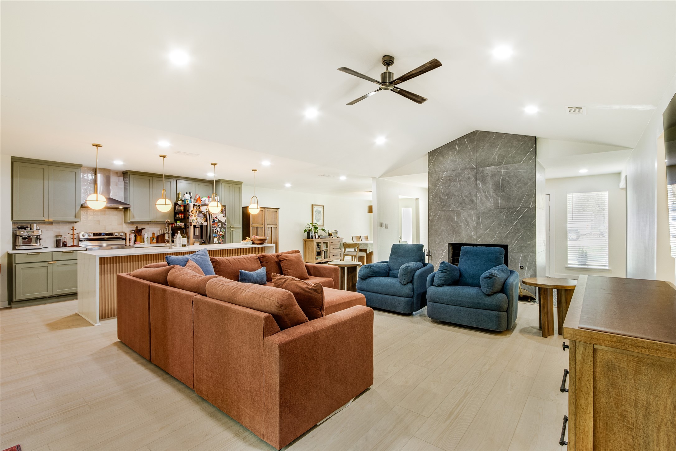 1209 Wade Drive