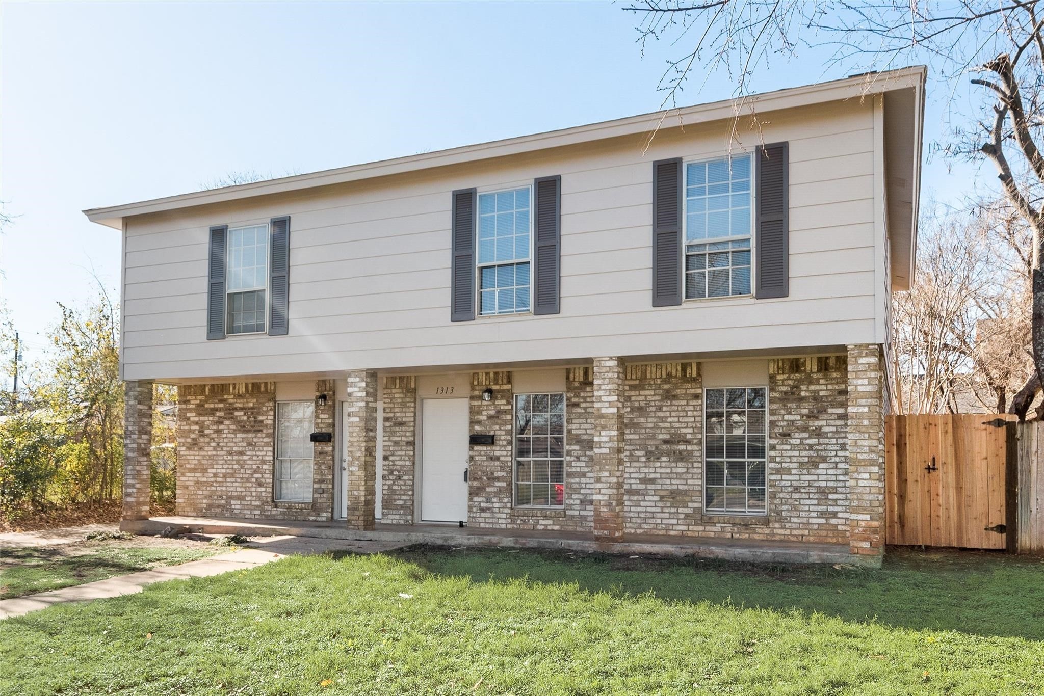 1313 Willow Wood Court