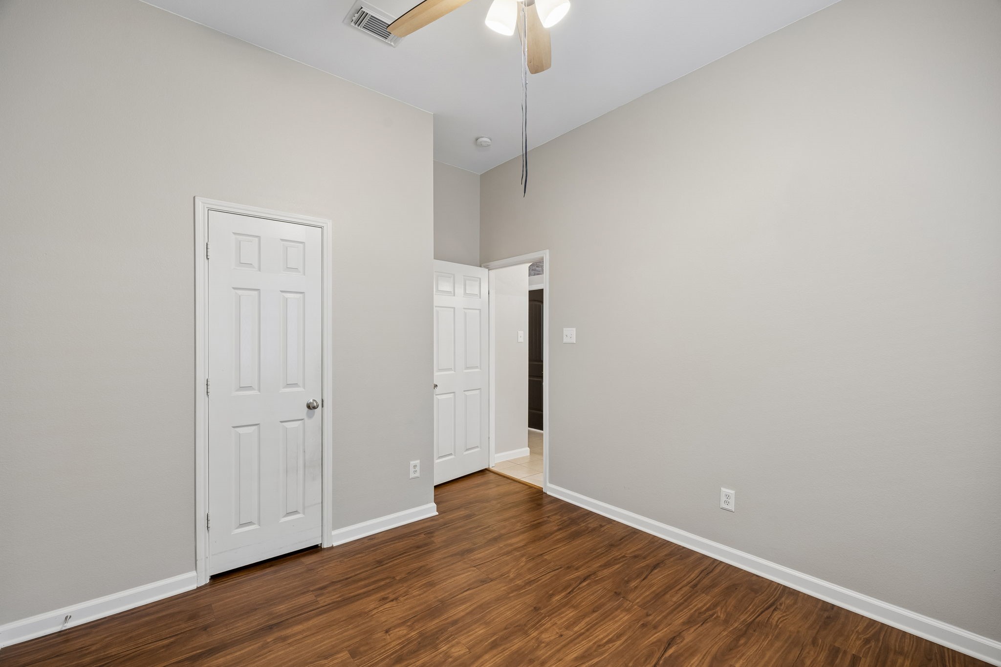 3342 Shining Light Drive