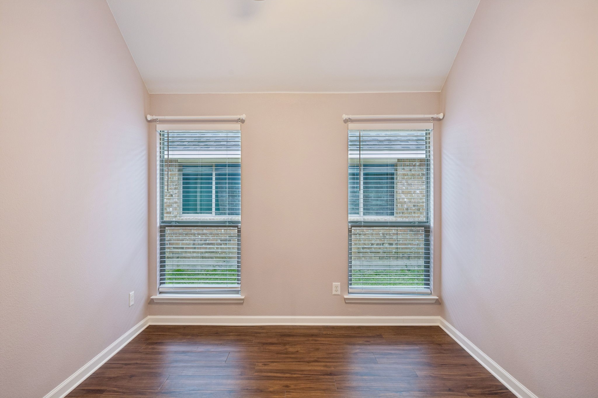 3342 Shining Light Drive
