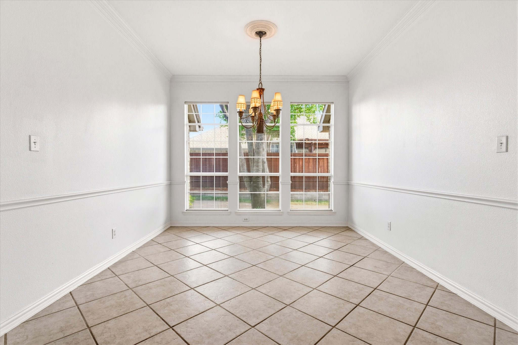 11912 Chattanooga Drive