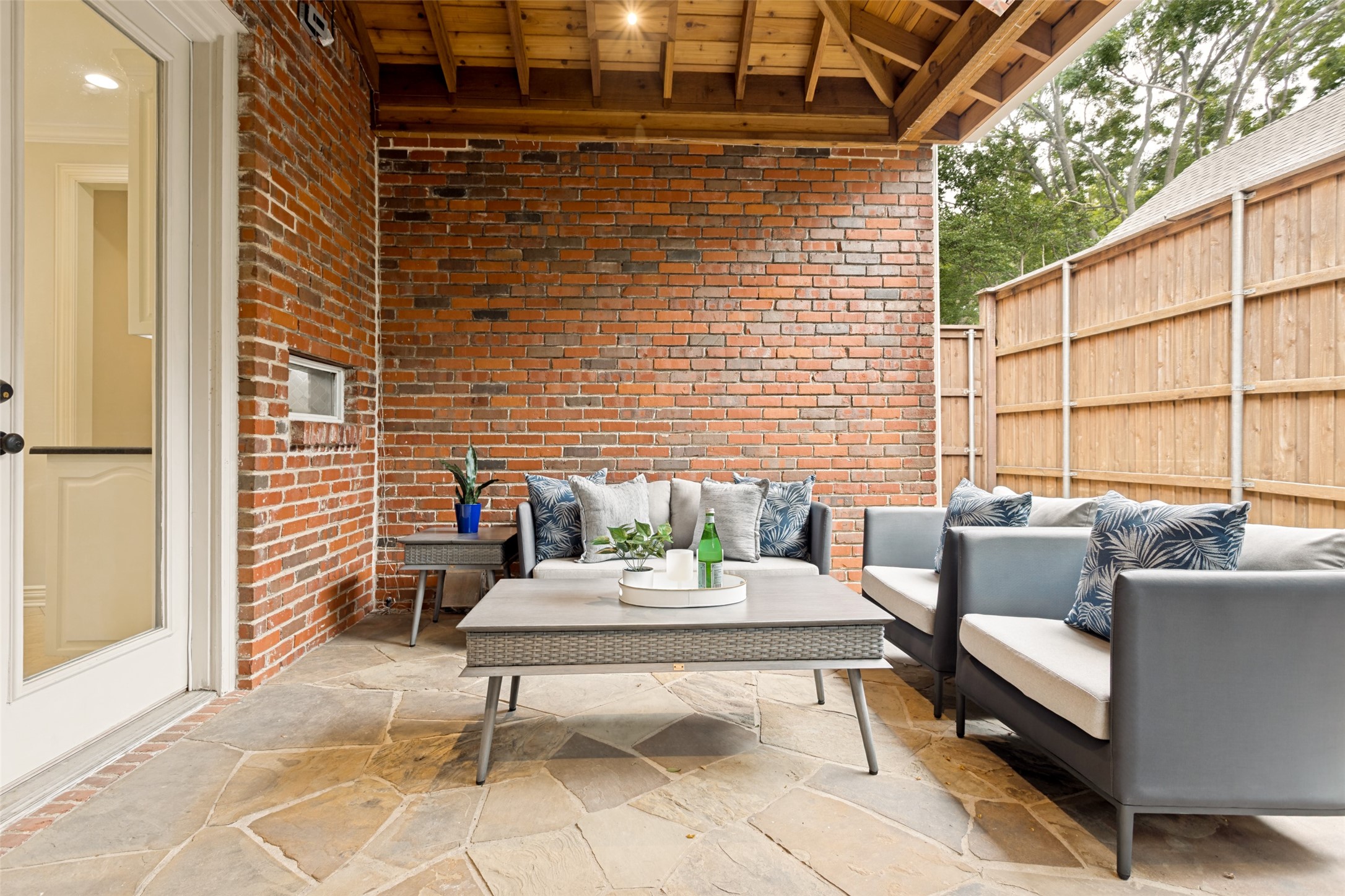 5909 Fossil Ridge Drive